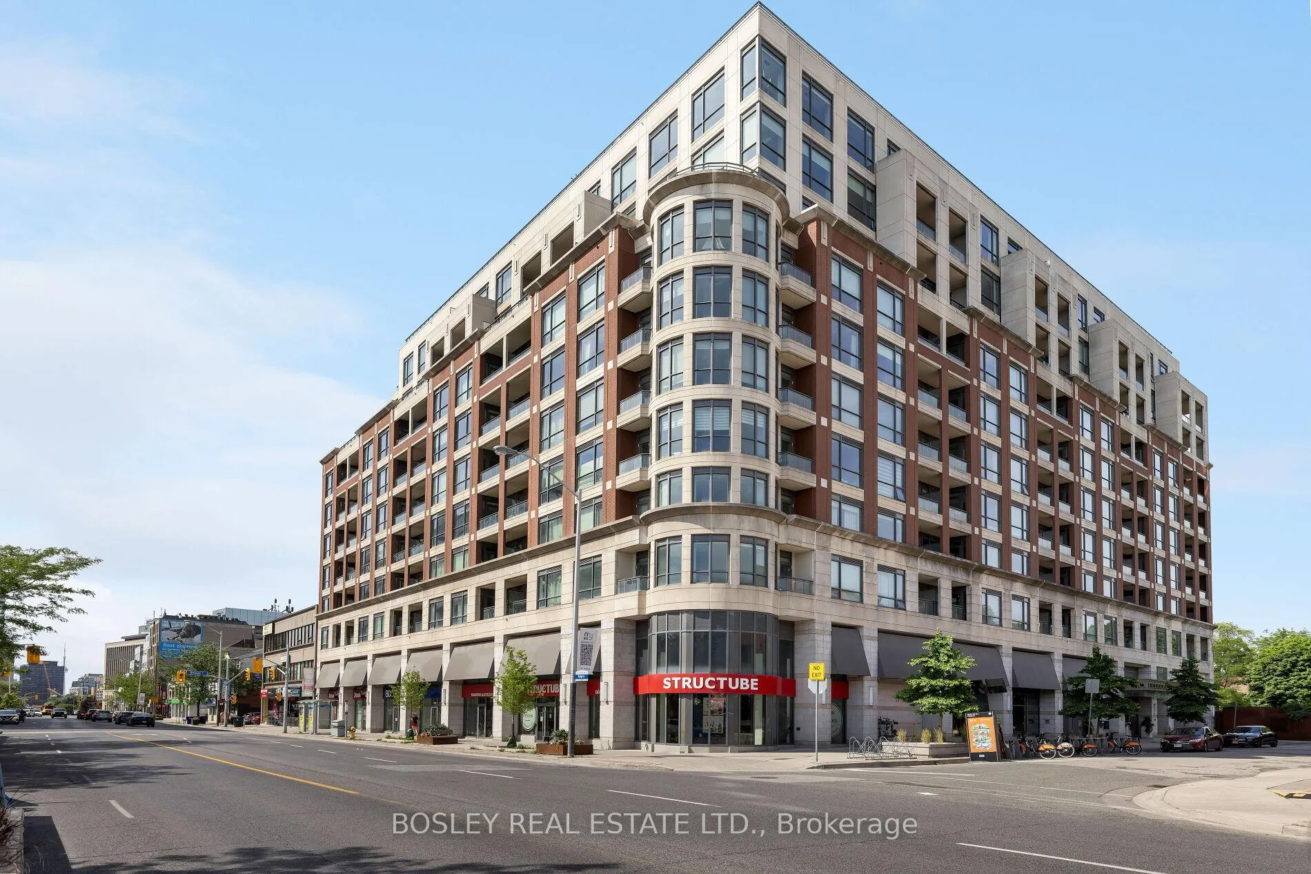 Front of Unit 412, 23 Glebe Road W