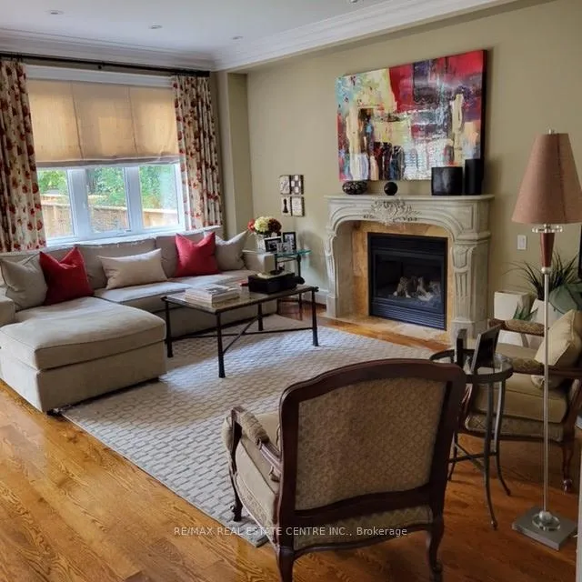 Photo 6 of 539 Douglas Avenue, Toronto, Bedford Park-Nortown — HOMEH