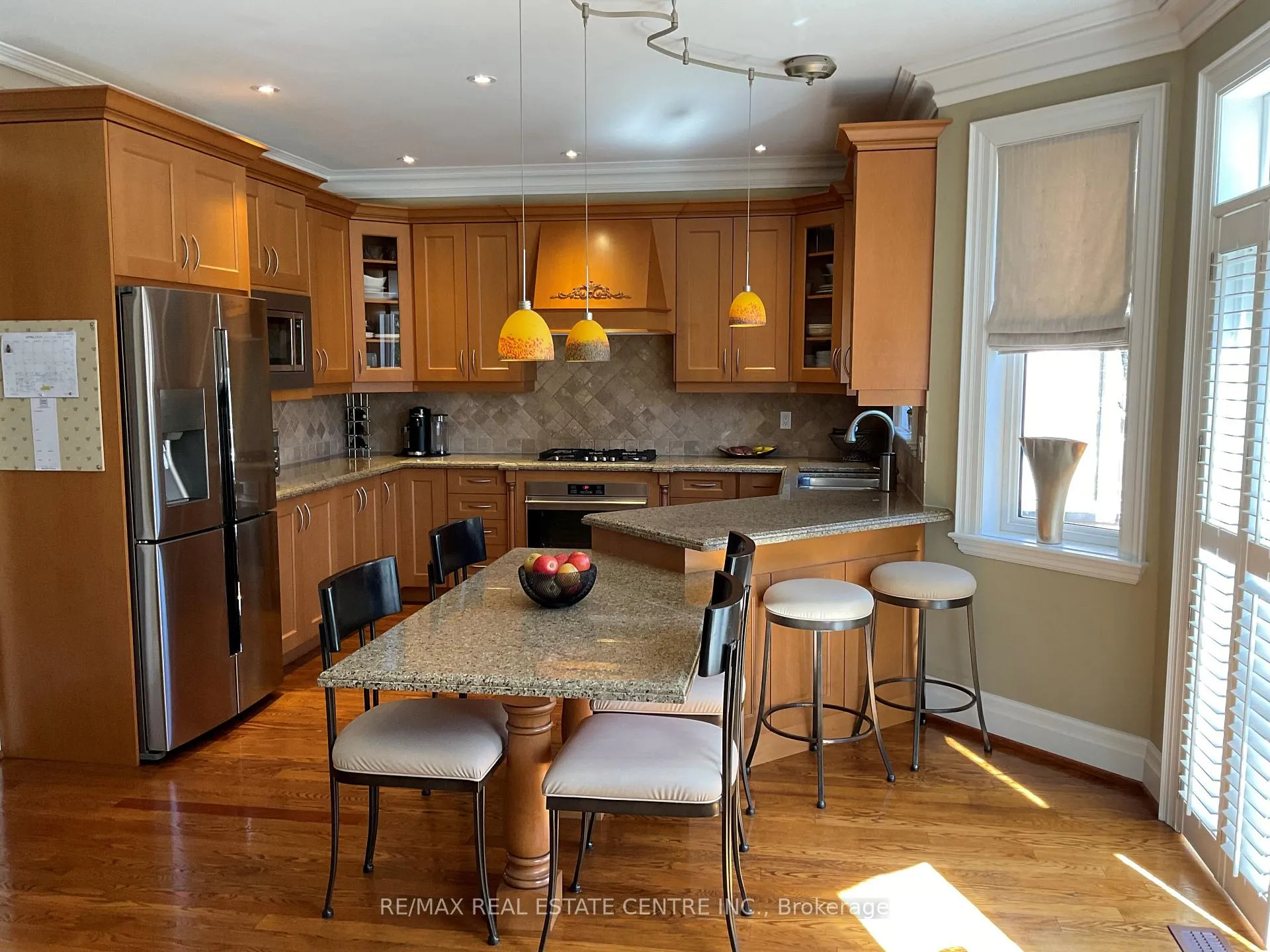 Photo 8 of 539 Douglas Avenue, Toronto, Bedford Park-Nortown — HOMEH