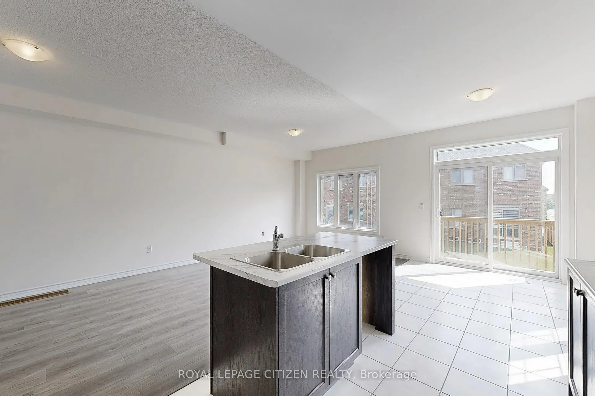 Photo 12 of 113 North Garden Boulevard, Scugog, Port Perry — HOMEH