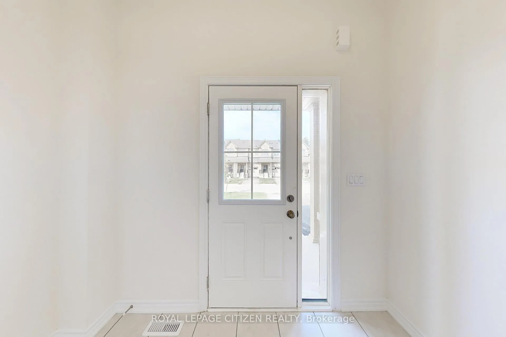 Photo 18 of 113 North Garden Boulevard, Scugog, Port Perry — HOMEH