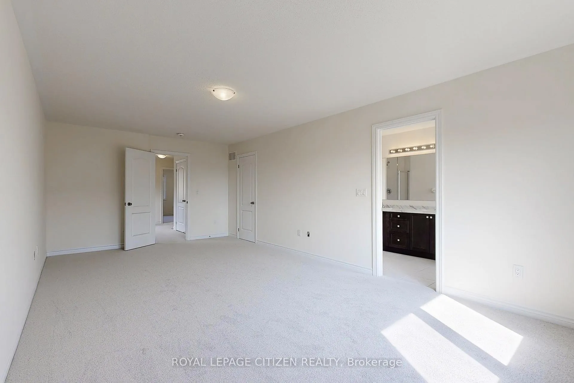 Photo 24 of 113 North Garden Boulevard, Scugog, Port Perry — HOMEH