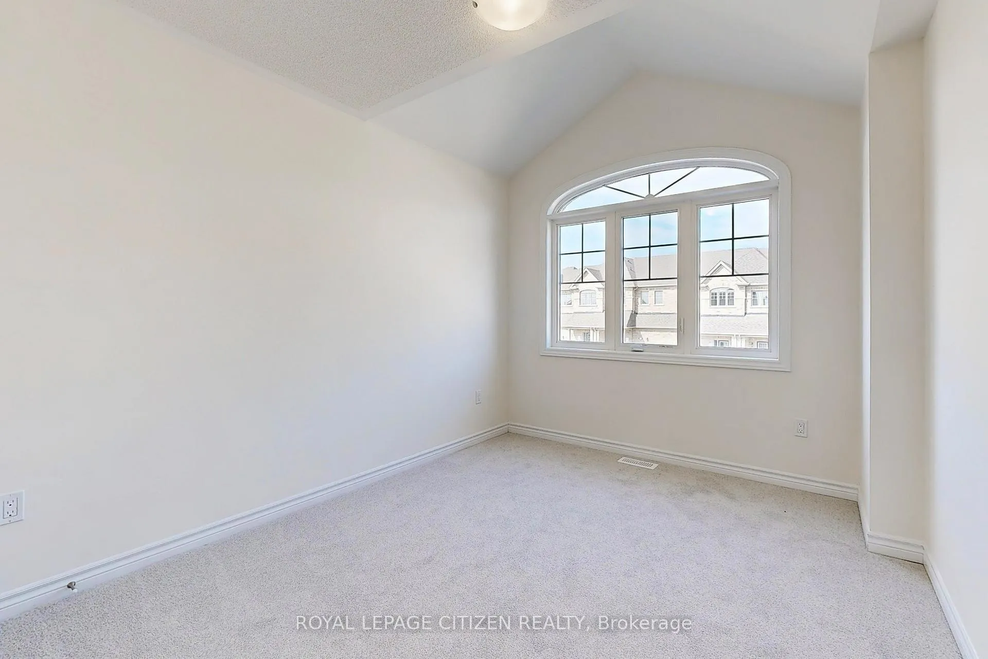 Photo 28 of 113 North Garden Boulevard, Scugog, Port Perry — HOMEH