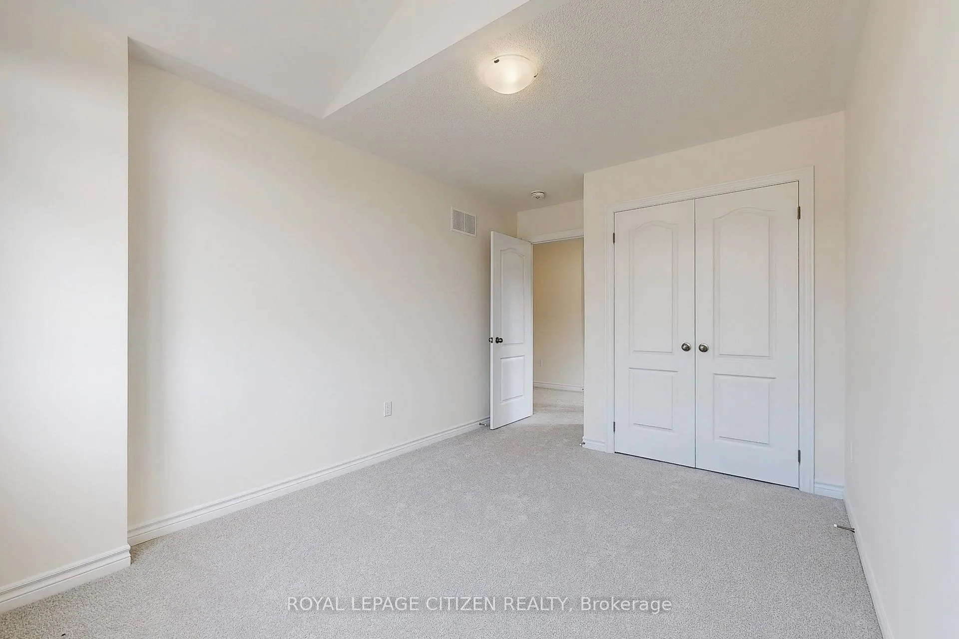 Photo 33 of 113 North Garden Boulevard, Scugog, Port Perry — HOMEH