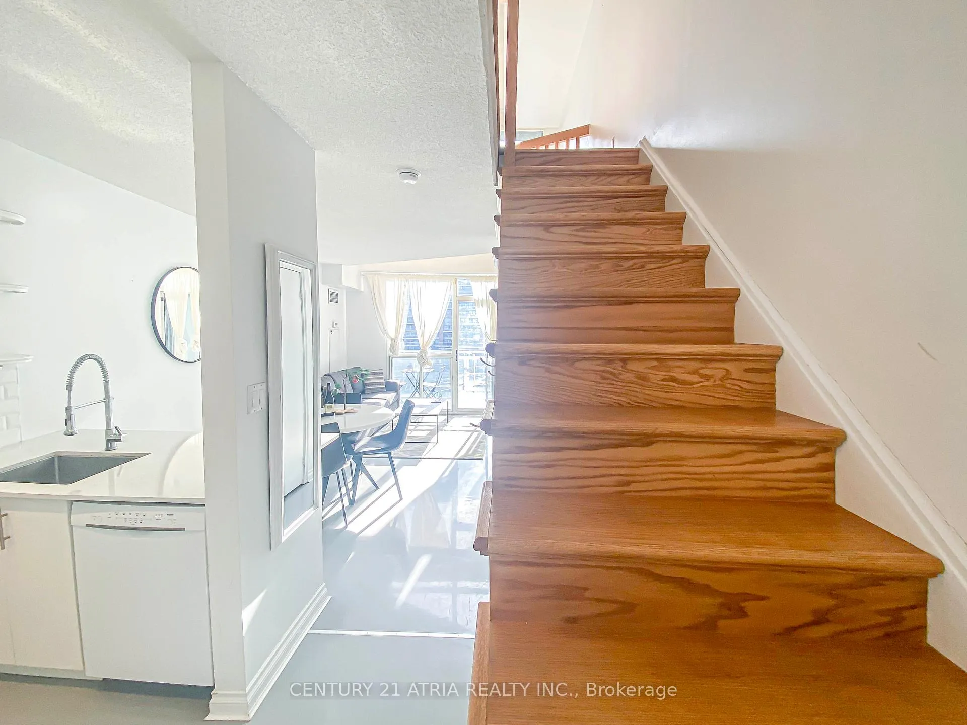 Photo 1 of Unit 639, 1029 King Street W, Toronto, Waterfront Communities — HOMEH