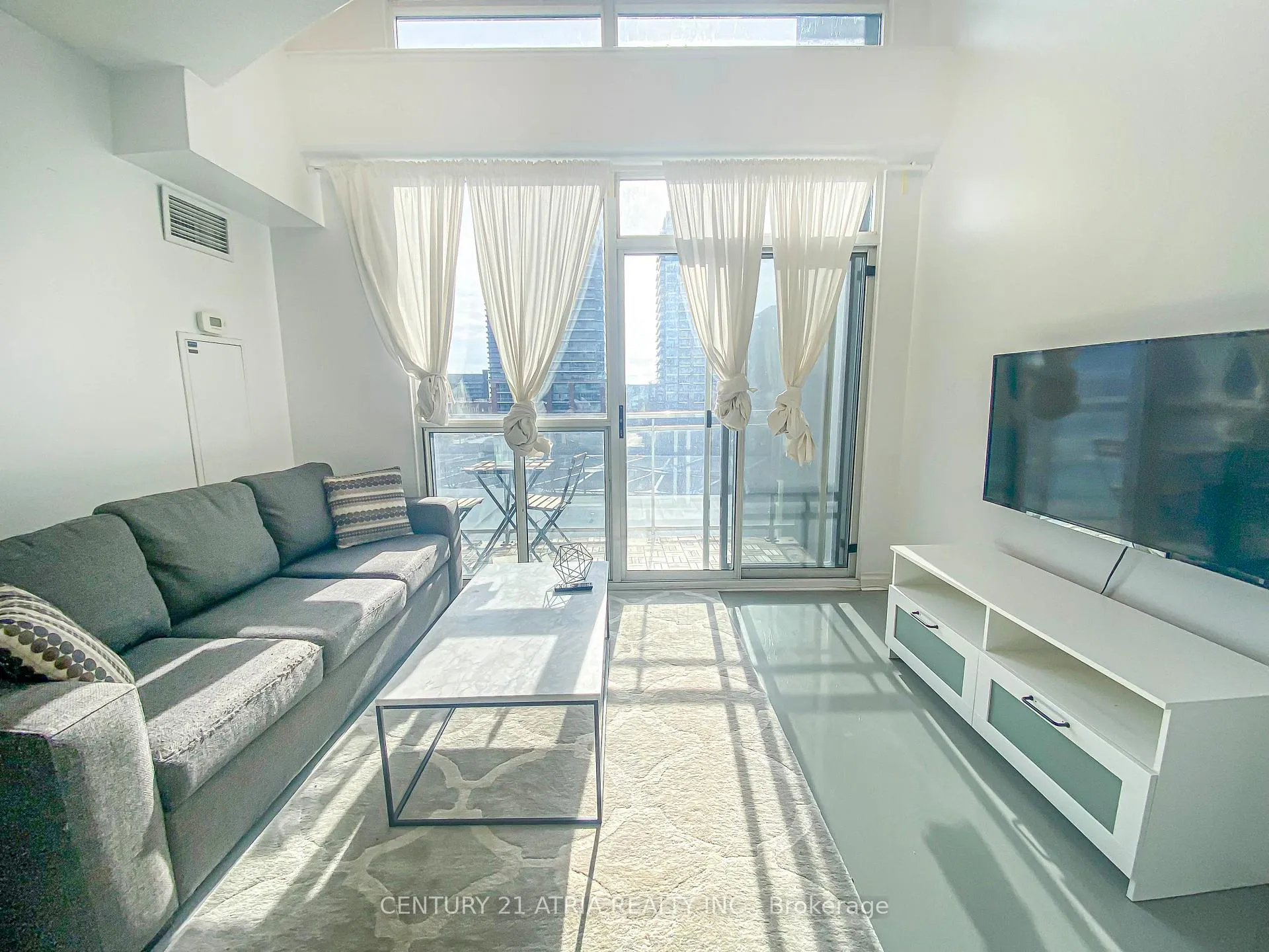 Photo 2 of Unit 639, 1029 King Street W, Toronto, Waterfront Communities — HOMEH