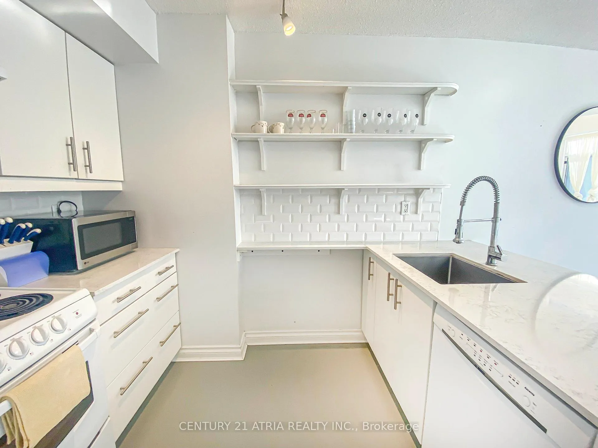 Photo 9 of Unit 639, 1029 King Street W, Toronto, Waterfront Communities — HOMEH