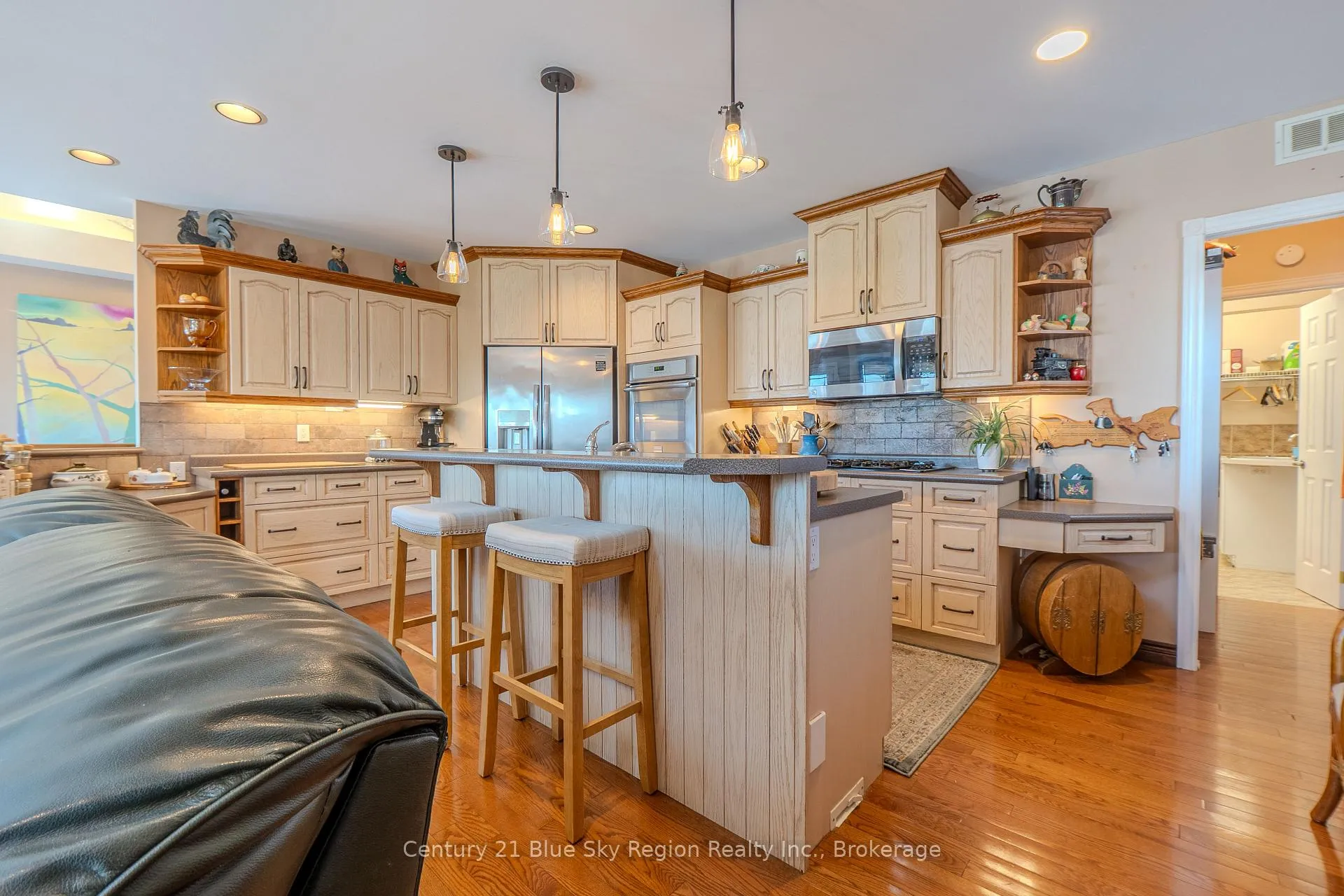 Photo 8 of 422 Osprey Crescent, Callander — HOMEH
