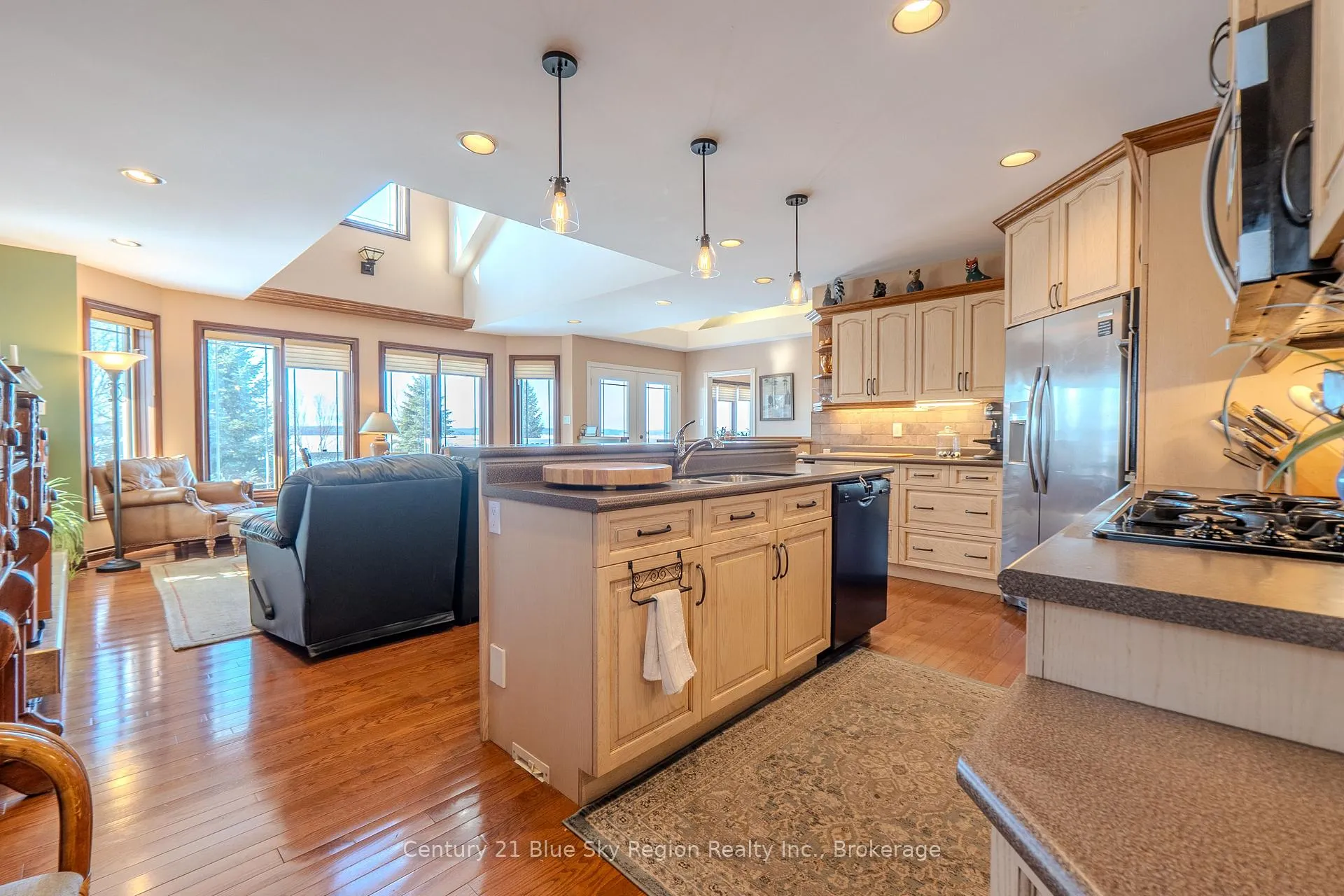 Photo 9 of 422 Osprey Crescent, Callander — HOMEH