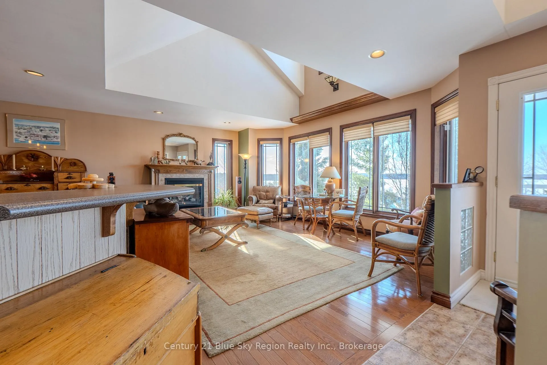 Photo 10 of 422 Osprey Crescent, Callander — HOMEH