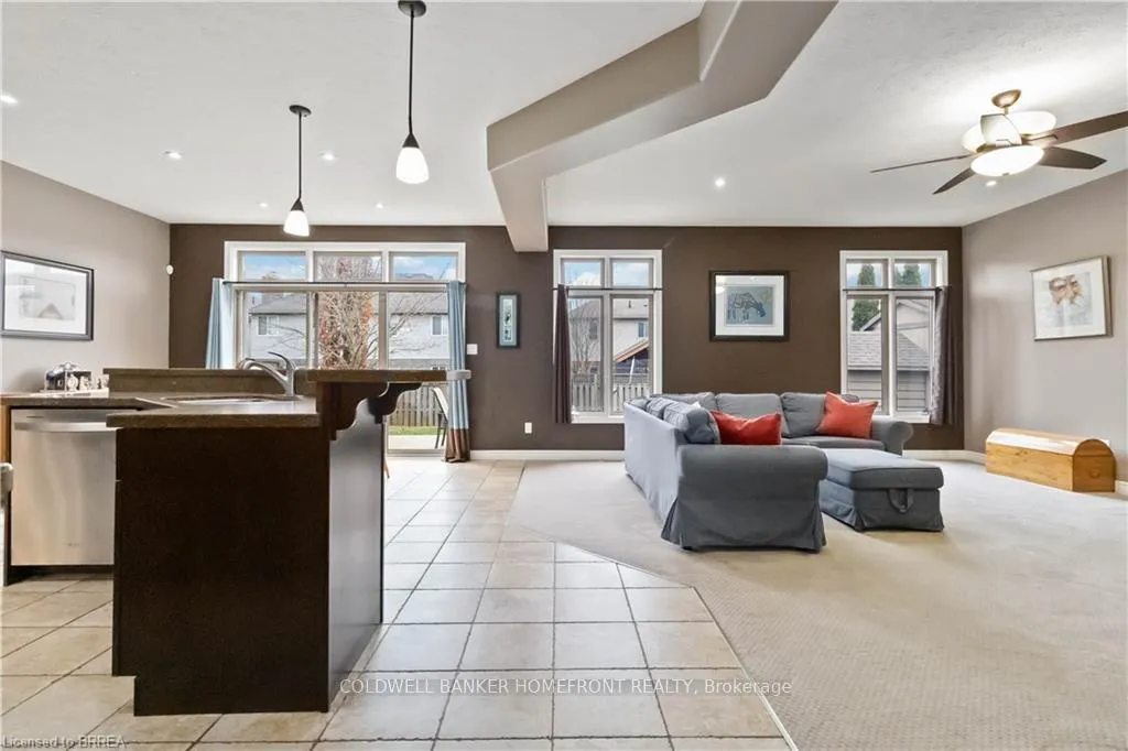 Photo 8 of 16 Freeman Street, Brant, Paris — HOMEH