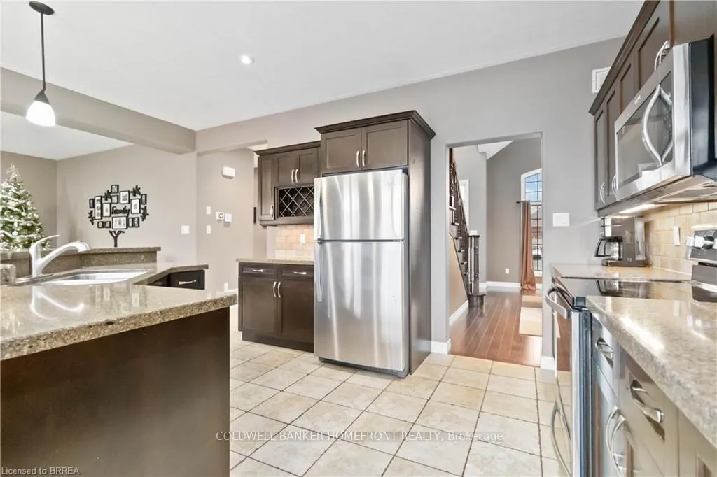 Photo 11 of 16 Freeman Street, Brant, Paris — HOMEH