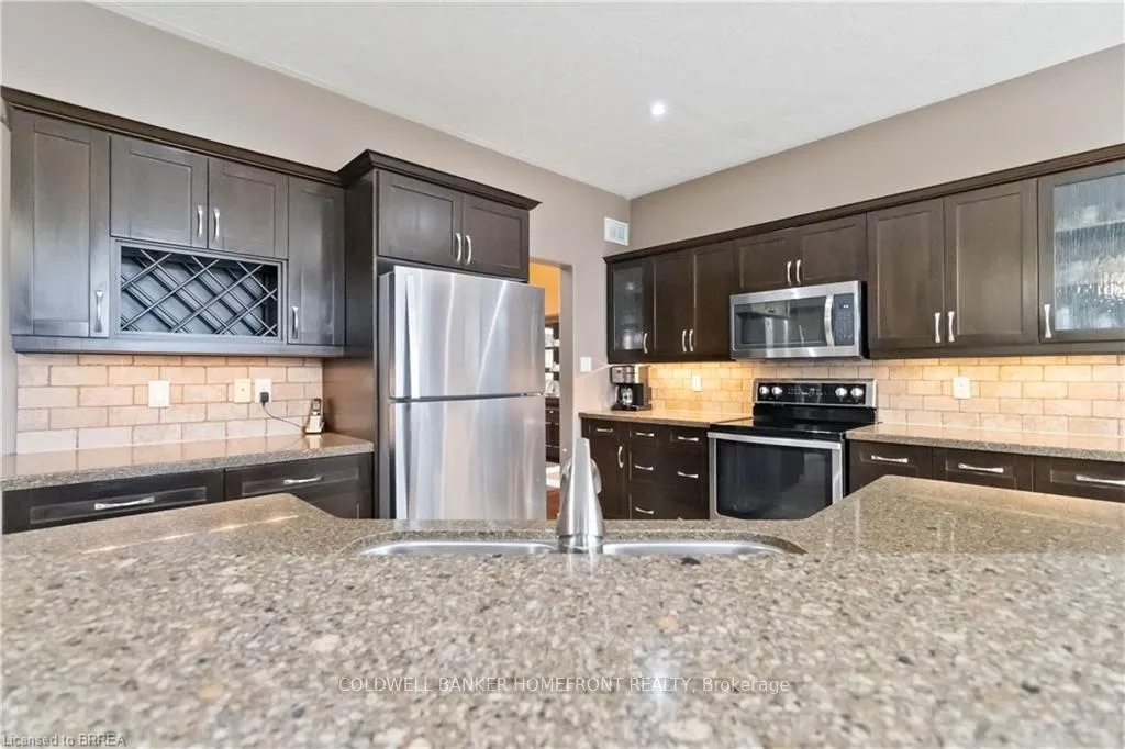 Photo 12 of 16 Freeman Street, Brant, Paris — HOMEH