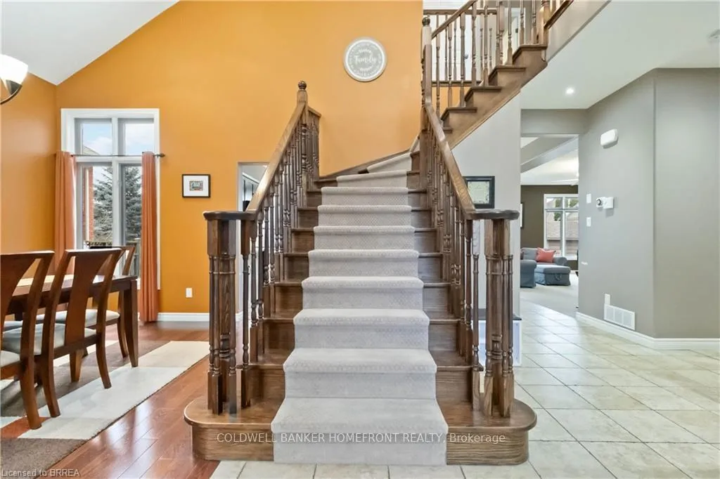 Photo 15 of 16 Freeman Street, Brant, Paris — HOMEH