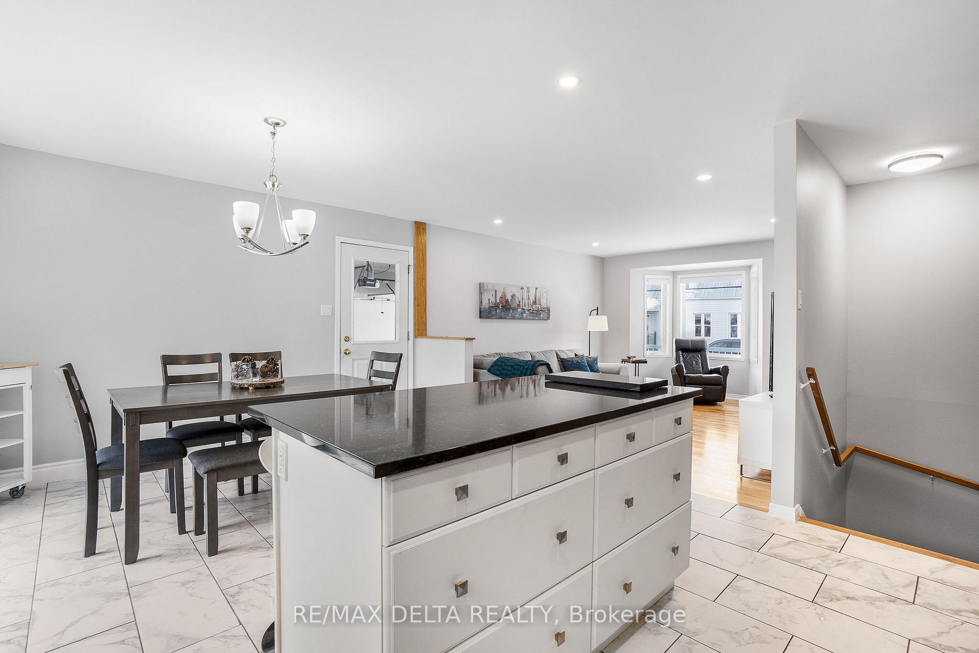 Photo 21 of 35 Union Street, Champlain, Vankleek Hill — HOMEH