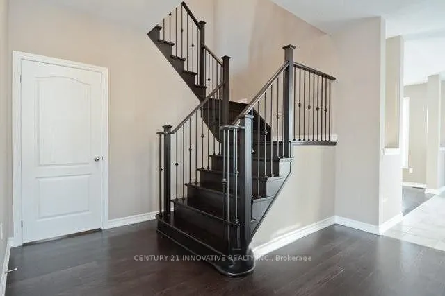 Photo 3 of 198 Crombie Street, Clarington, Bowmanville — HOMEH