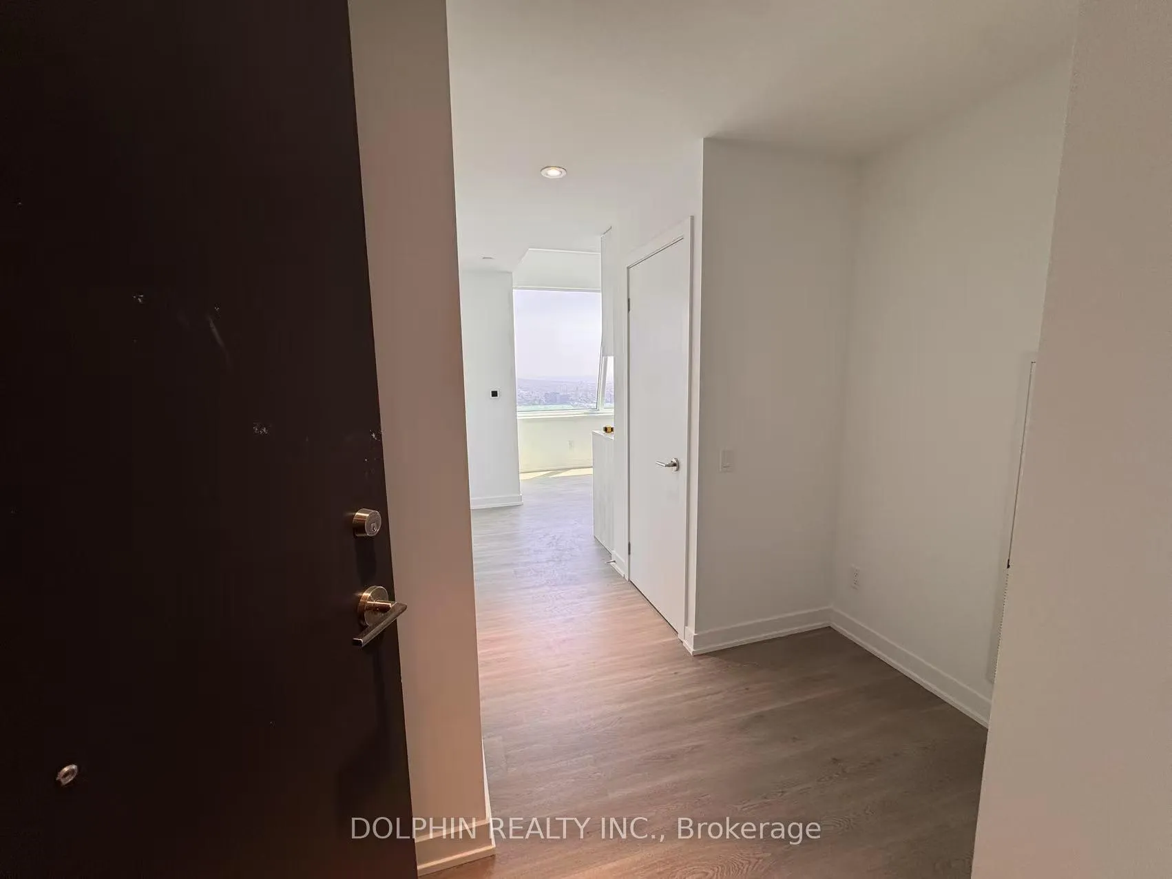 Front of Unit 5809, 8 Wellesley Street W
