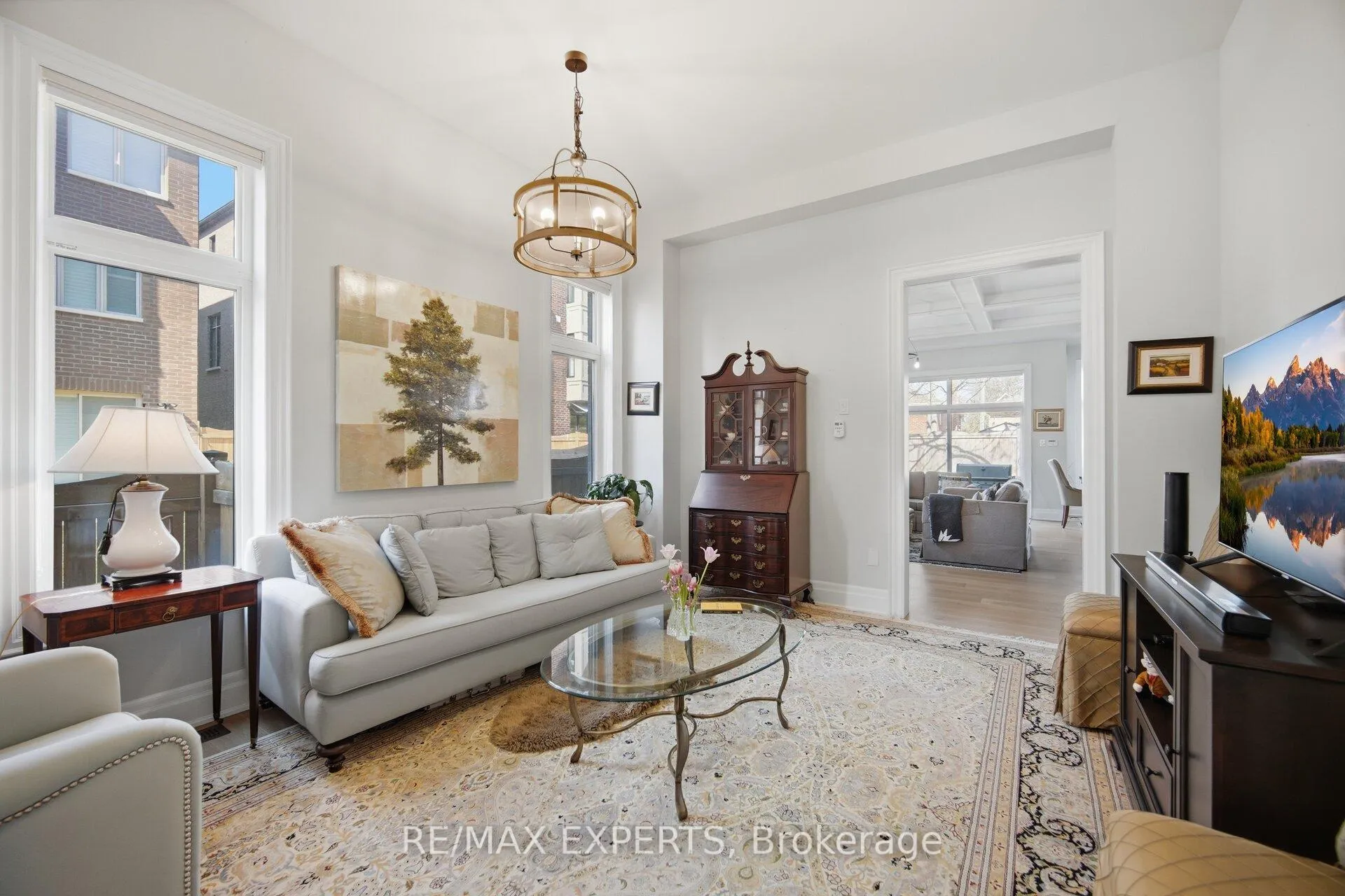 Photo 8 of 22 Kipling Grove Court, Etobicoke, Princess-Rosethorn — HOMEH