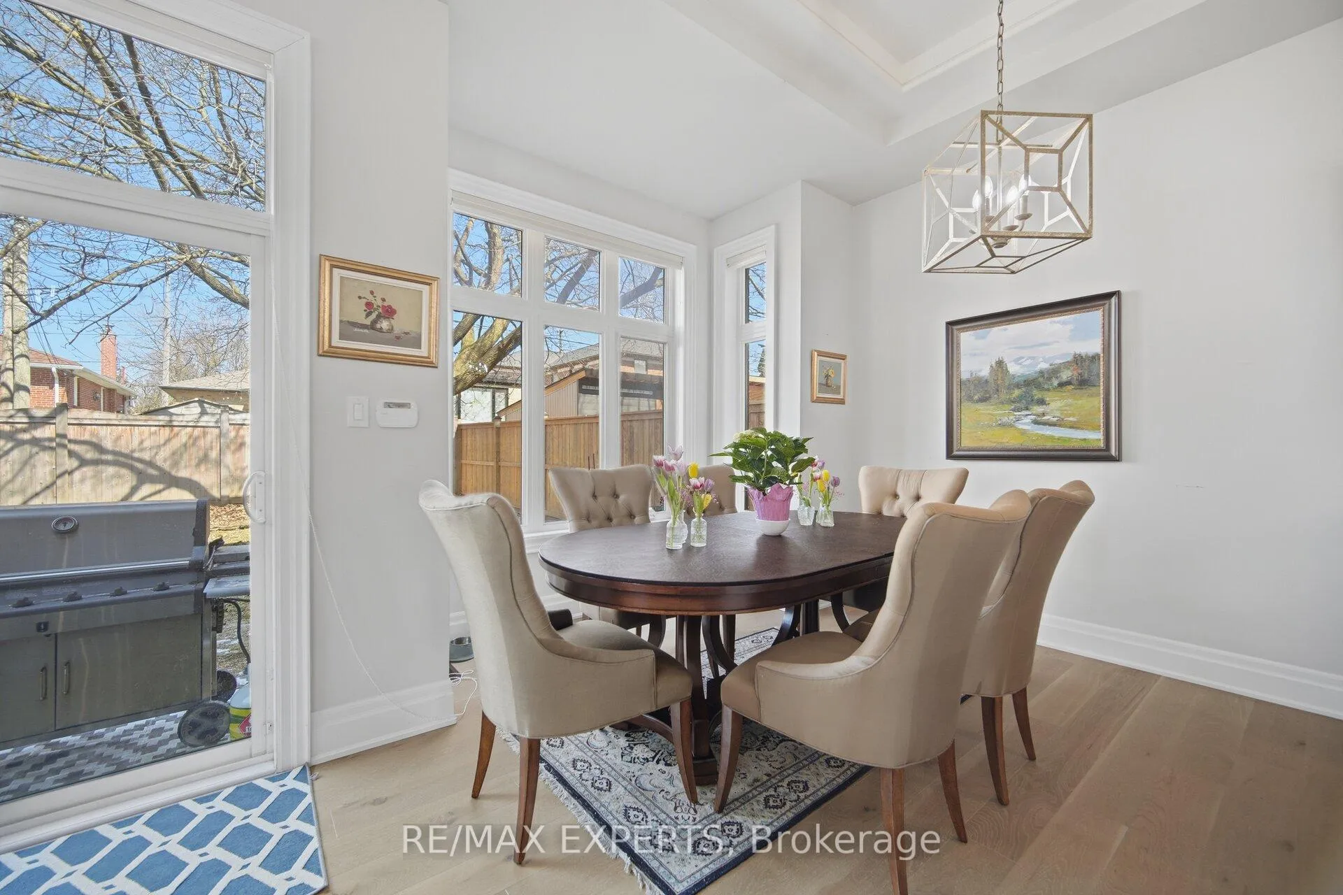 Photo 12 of 22 Kipling Grove Court, Etobicoke, Princess-Rosethorn — HOMEH