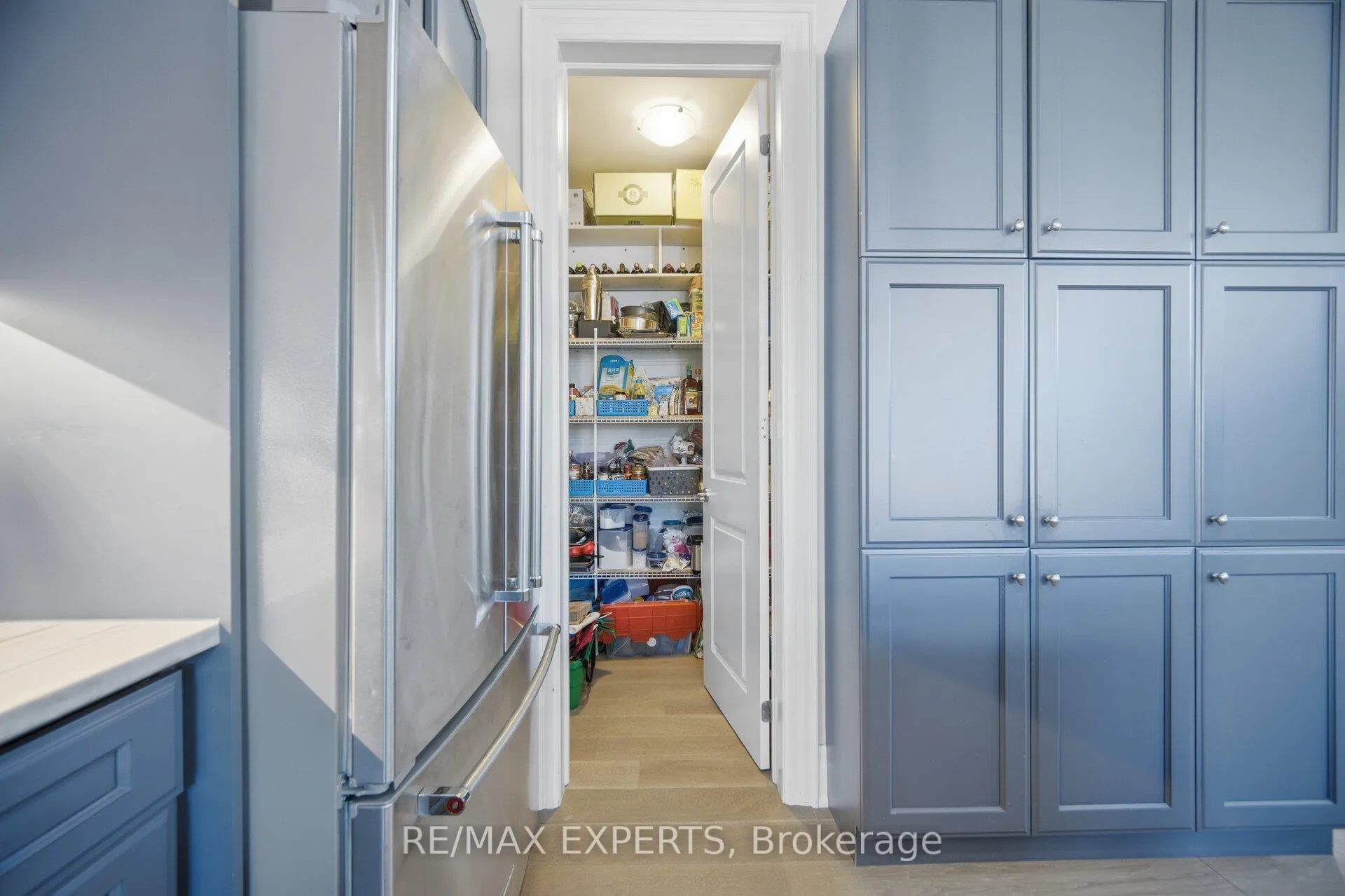 Photo 18 of 22 Kipling Grove Court, Etobicoke, Princess-Rosethorn — HOMEH