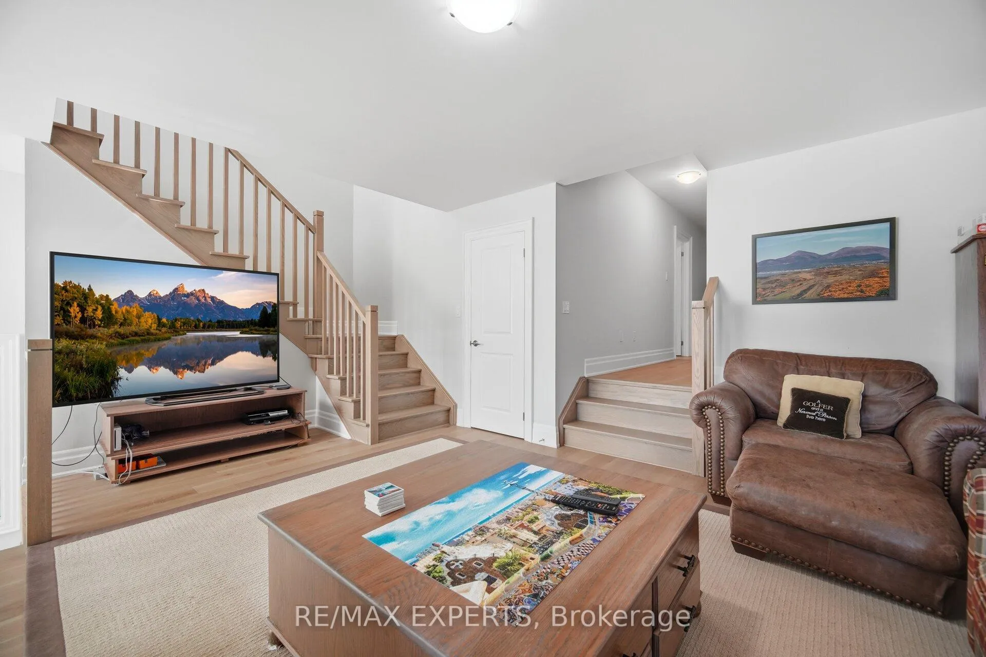 Photo 21 of 22 Kipling Grove Court, Etobicoke, Princess-Rosethorn — HOMEH