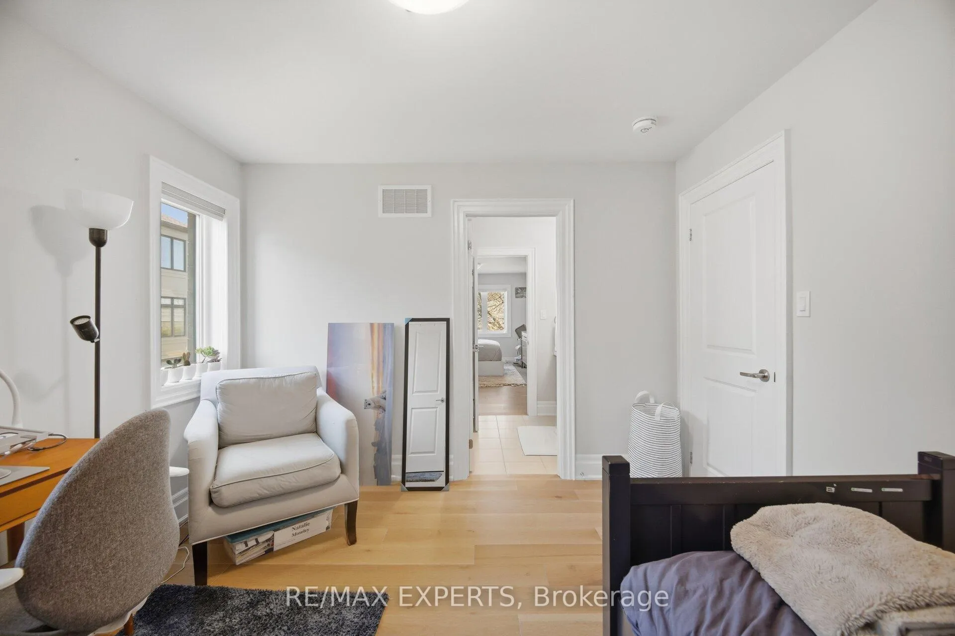 Photo 29 of 22 Kipling Grove Court, Etobicoke, Princess-Rosethorn — HOMEH