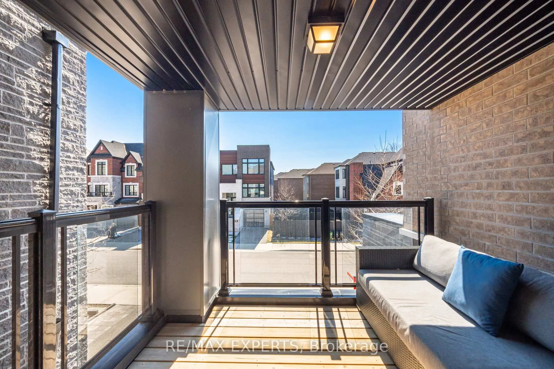 Photo 38 of 22 Kipling Grove Court, Etobicoke, Princess-Rosethorn — HOMEH