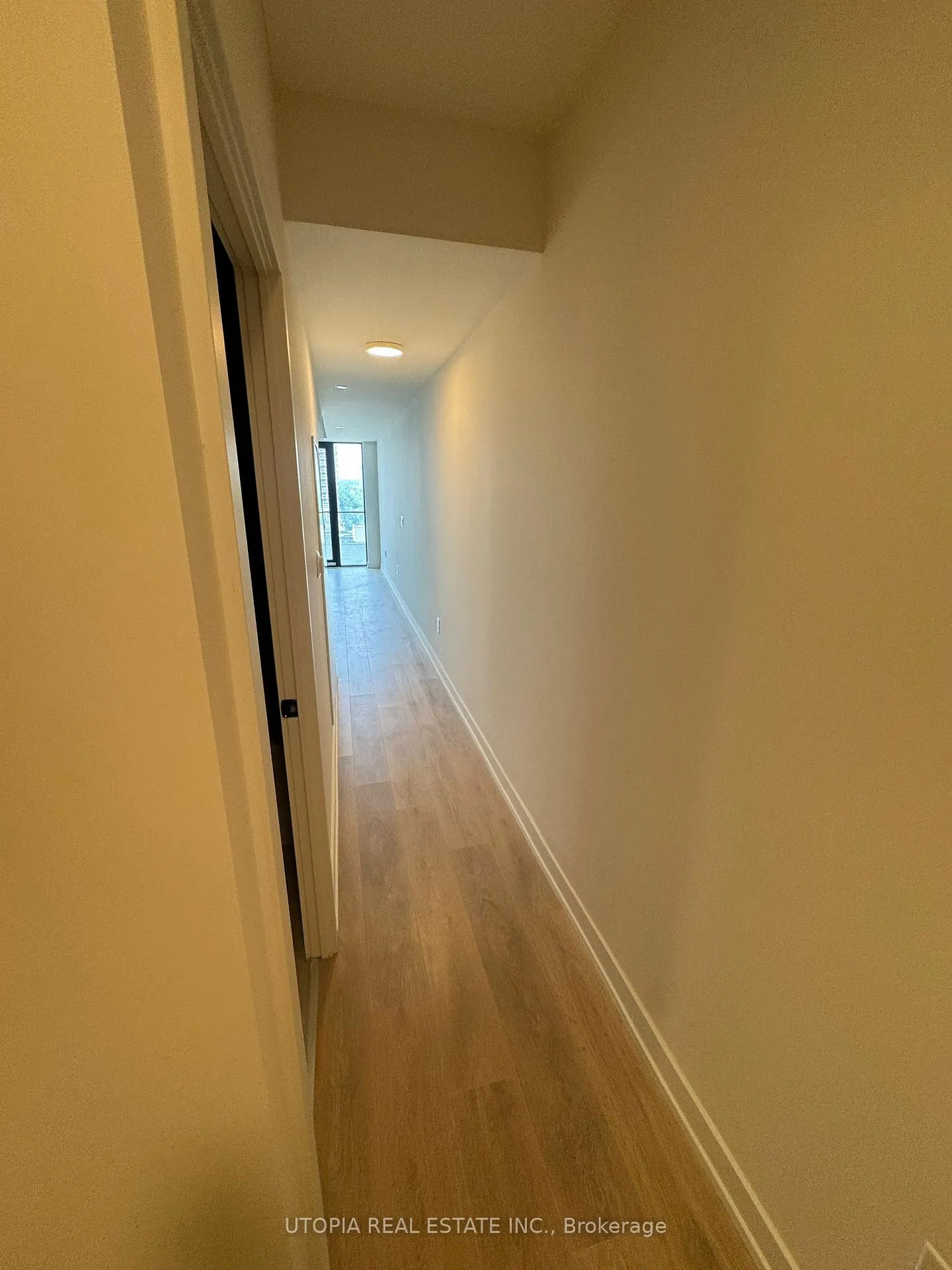 Photo 5 of Unit 713, 181 Sterling Road, Toronto, Dufferin Grove — HOMEH