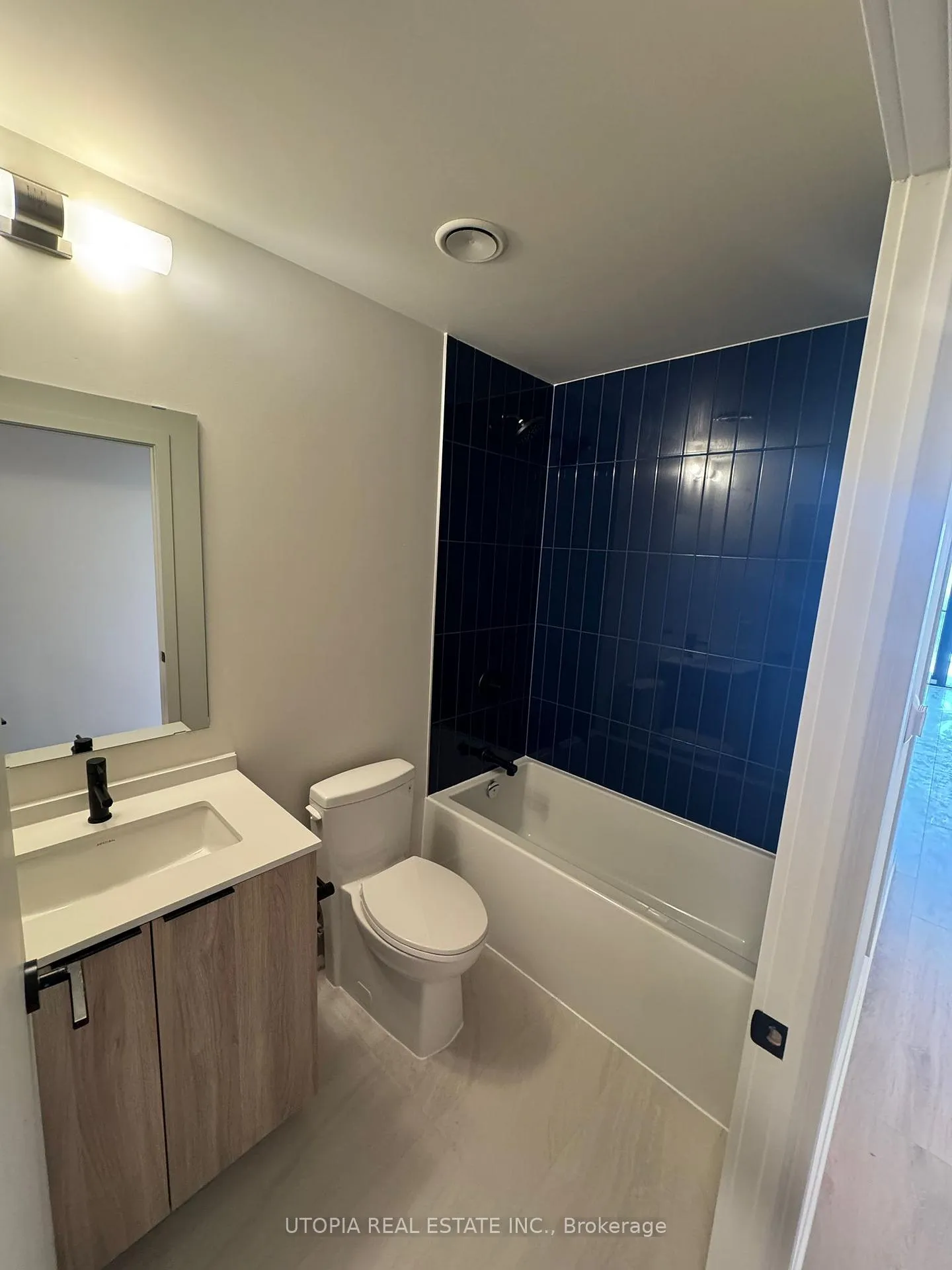 Photo 11 of Unit 713, 181 Sterling Road, Toronto, Dufferin Grove — HOMEH