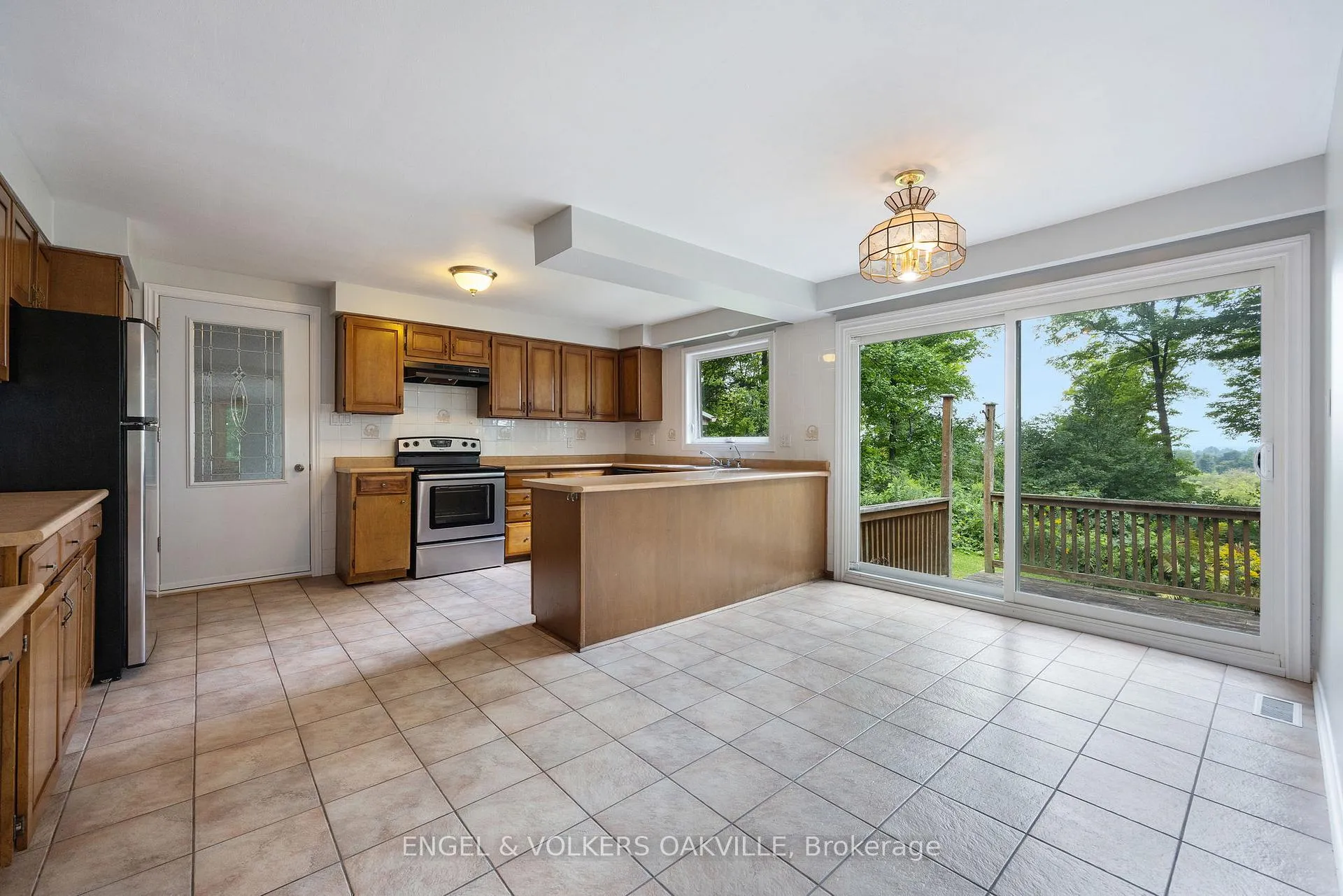 Photo 12 of 10177 Old Church Road S, Caledon, Palgrave — HOMEH
