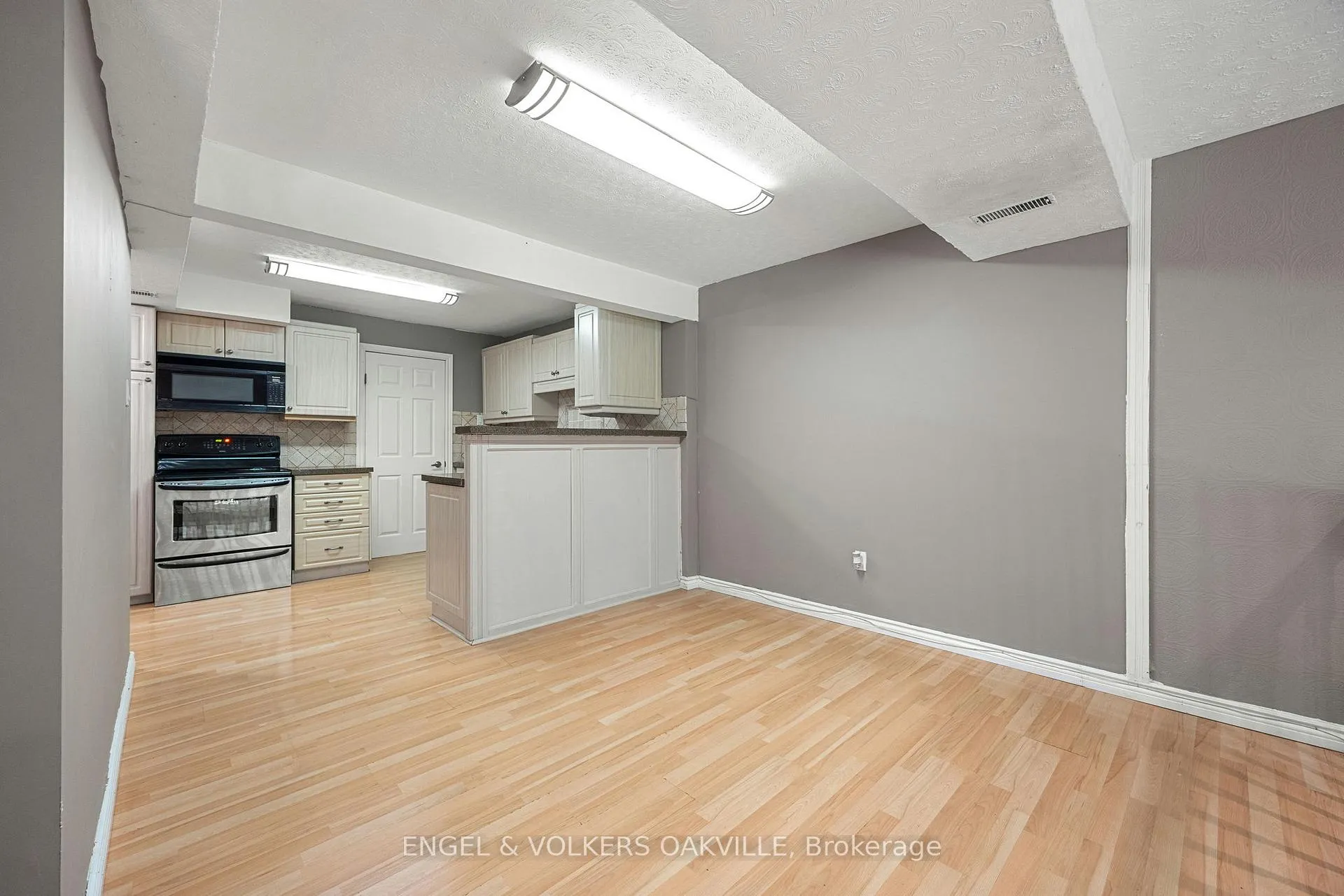 Photo 22 of 10177 Old Church Road S, Caledon, Palgrave — HOMEH