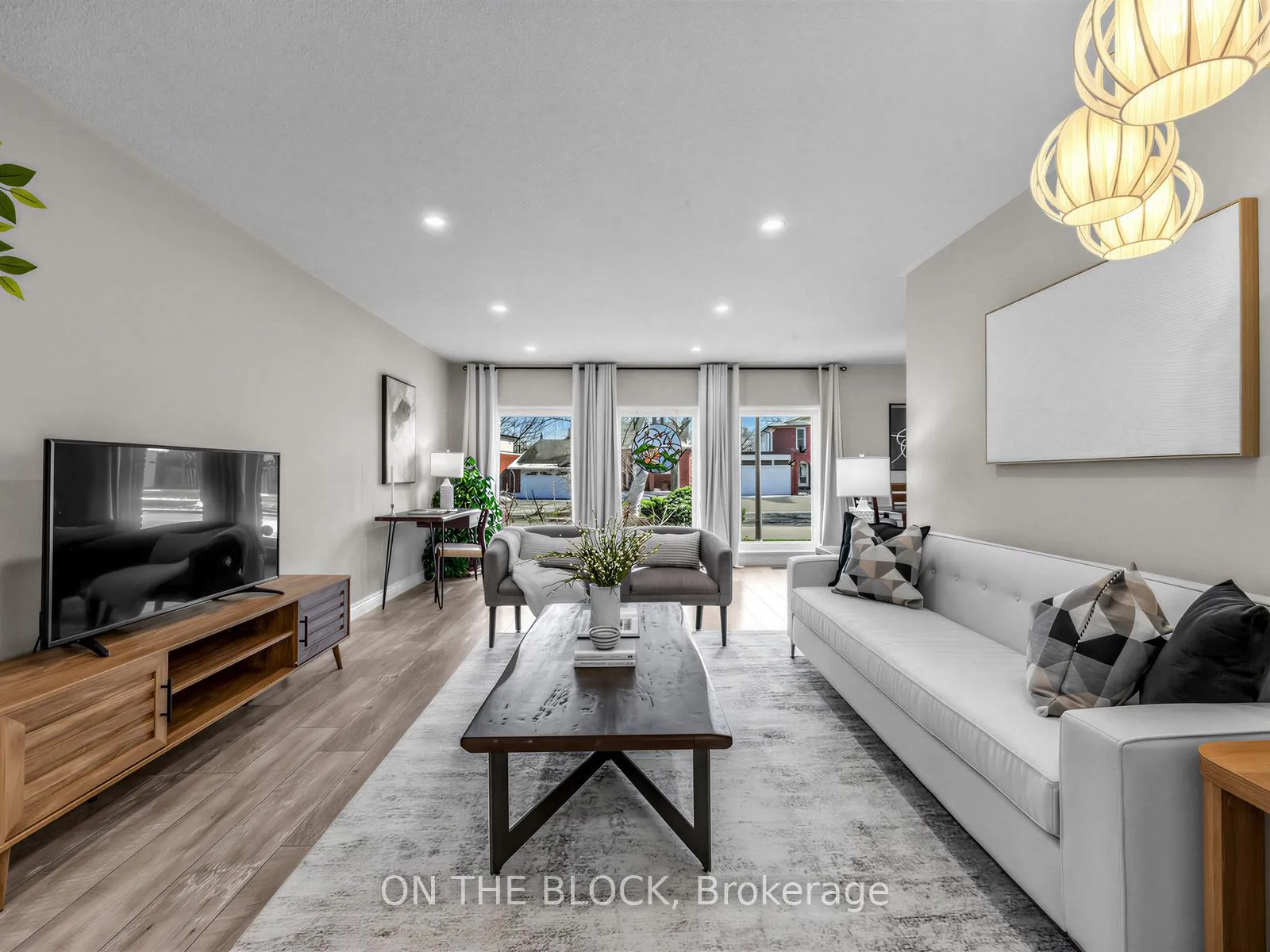 Photo 1 of 41 Eastlea Crescent, Scarborough, L'Amoreaux — HOMEH