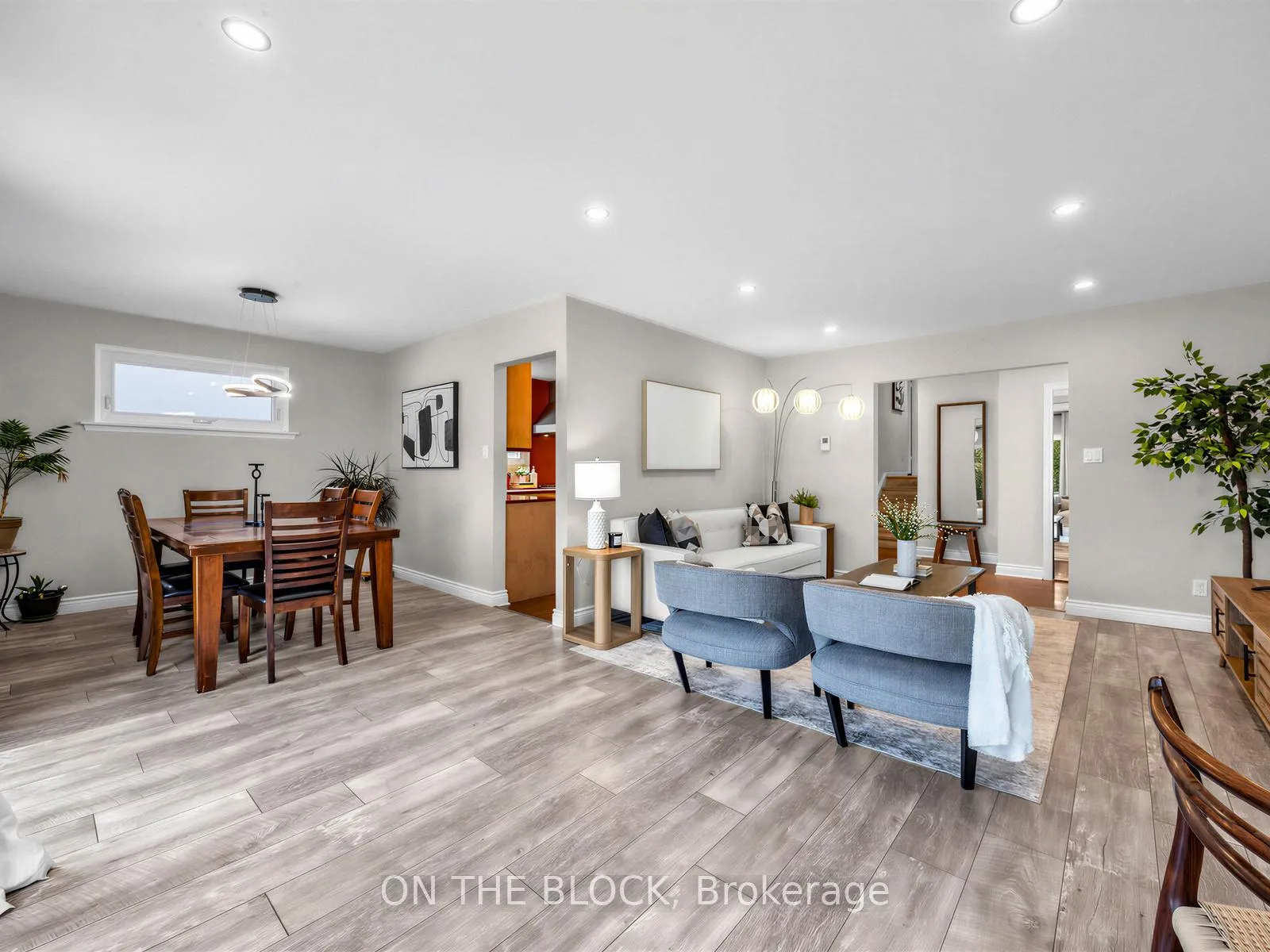 Photo 12 of 41 Eastlea Crescent, Scarborough, L'Amoreaux — HOMEH