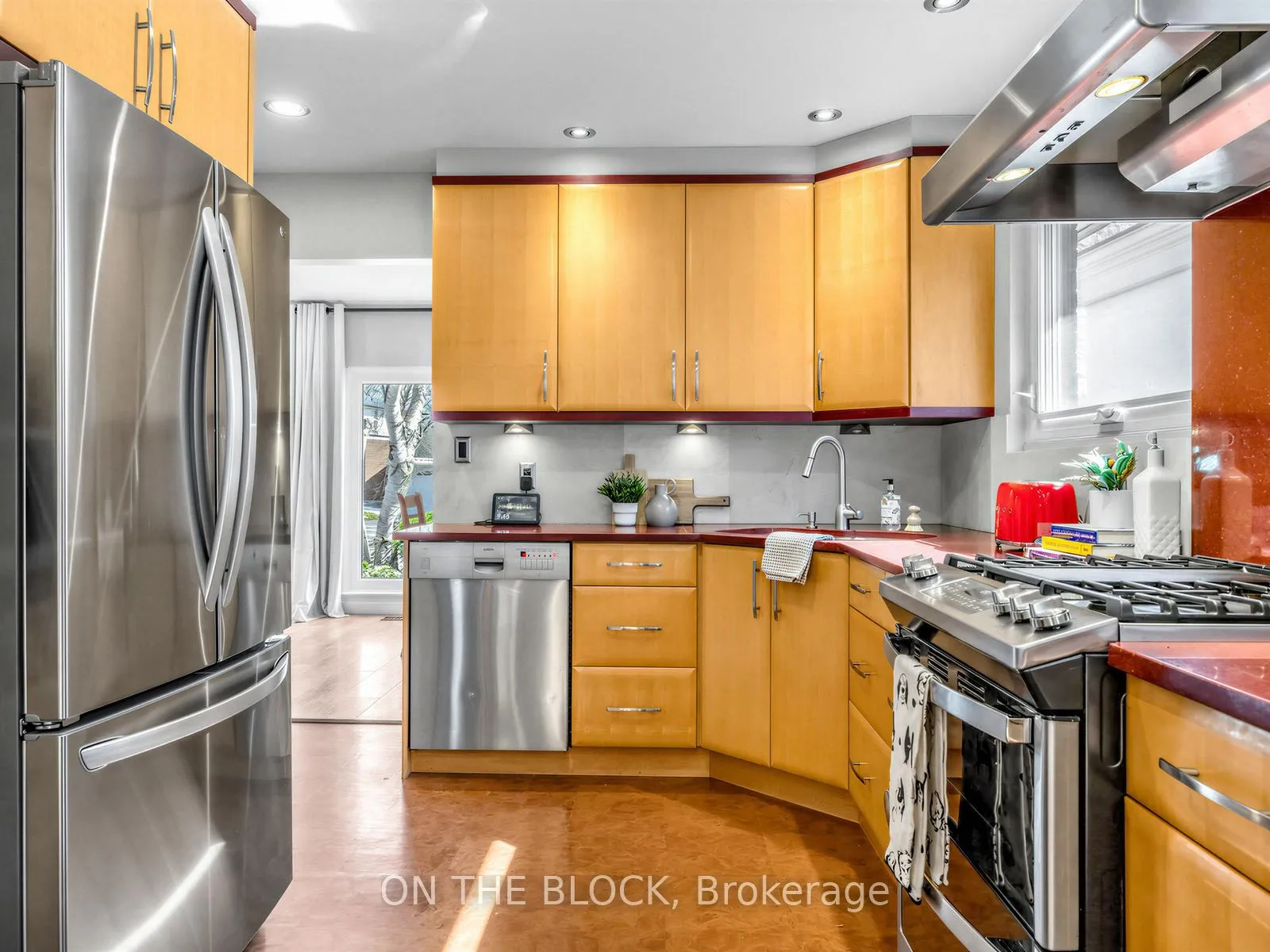 Photo 17 of 41 Eastlea Crescent, Scarborough, L'Amoreaux — HOMEH