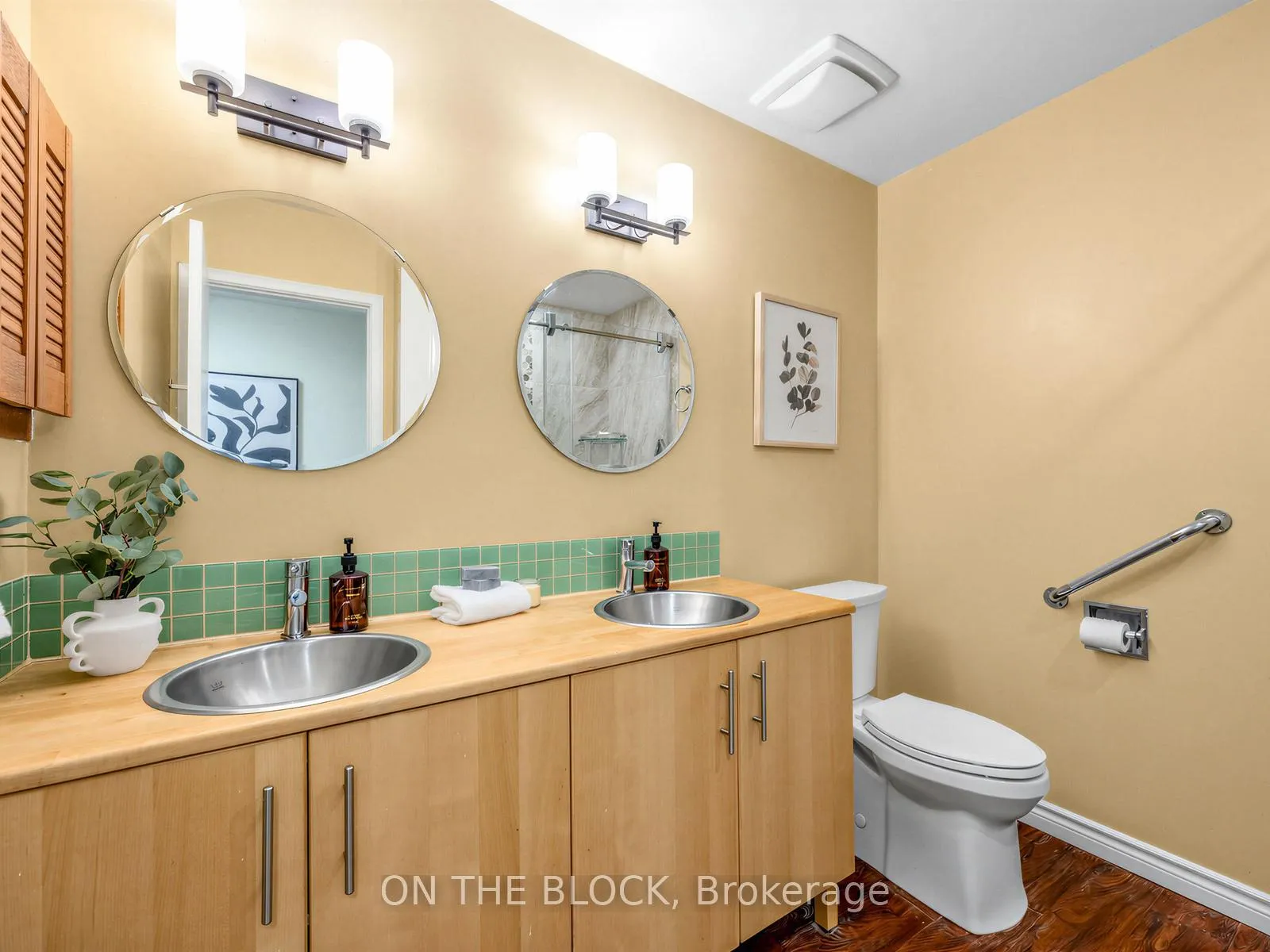 Photo 24 of 41 Eastlea Crescent, Scarborough, L'Amoreaux — HOMEH