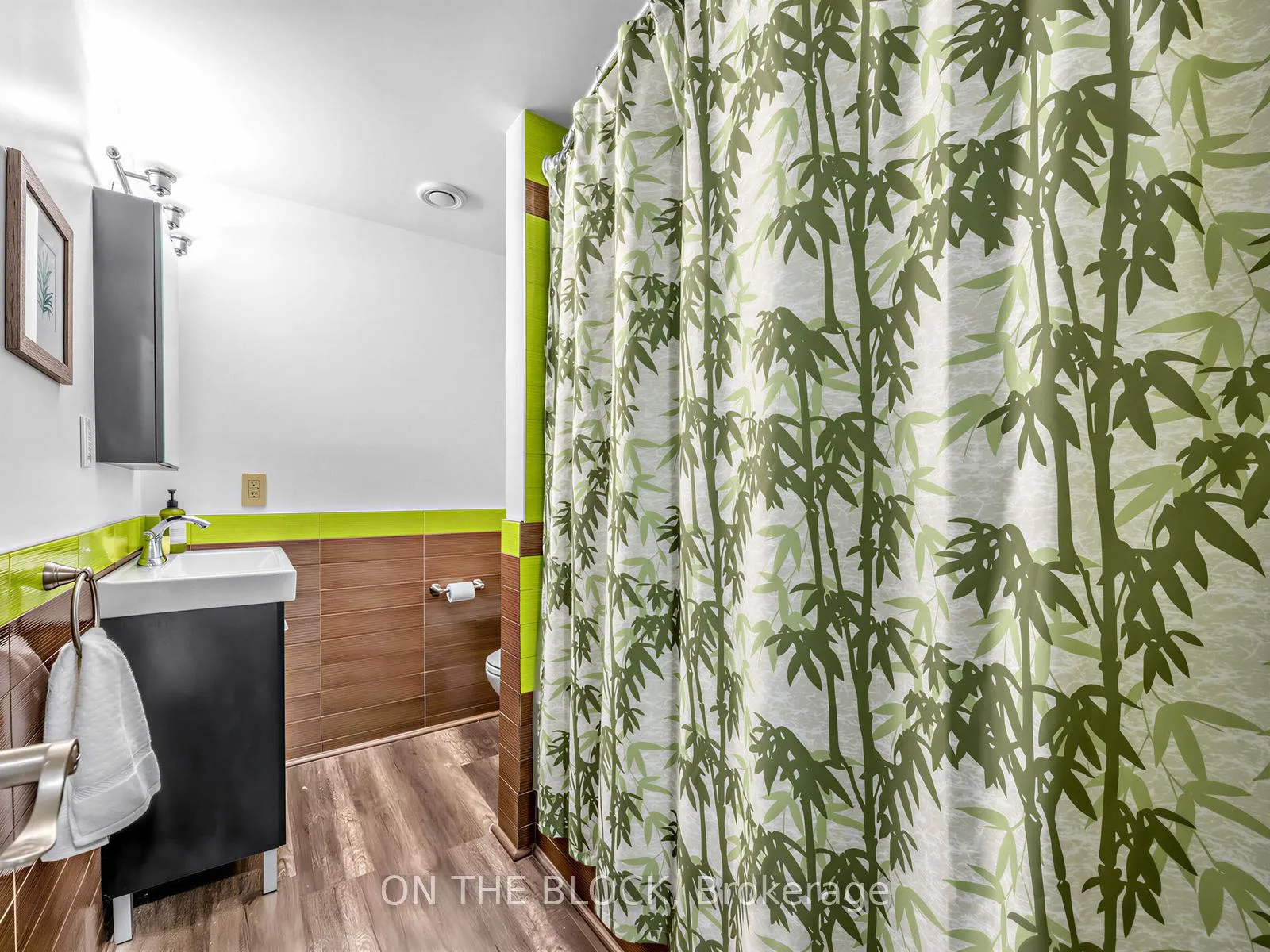 Photo 34 of 41 Eastlea Crescent, Scarborough, L'Amoreaux — HOMEH