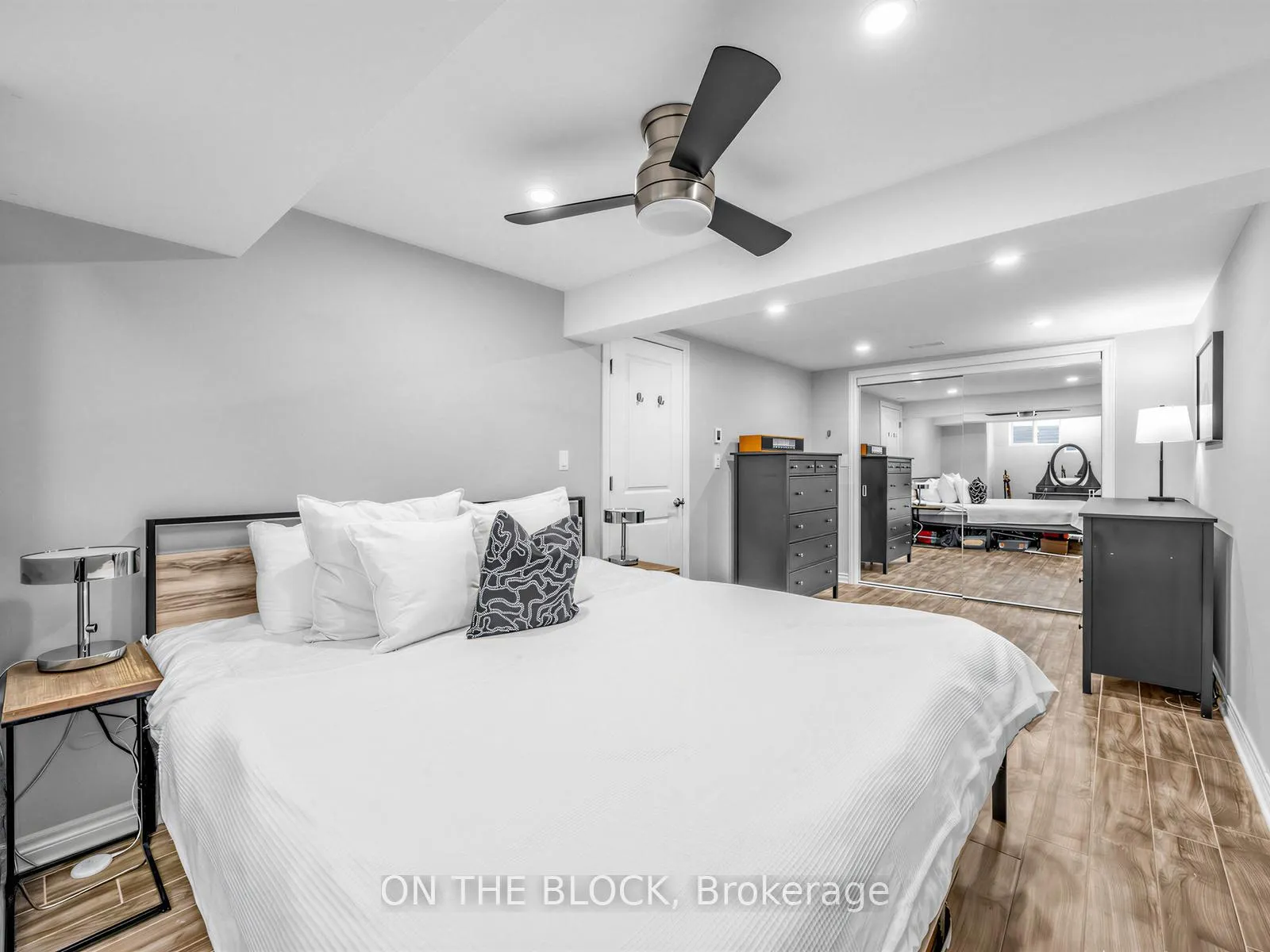 Photo 38 of 41 Eastlea Crescent, Scarborough, L'Amoreaux — HOMEH