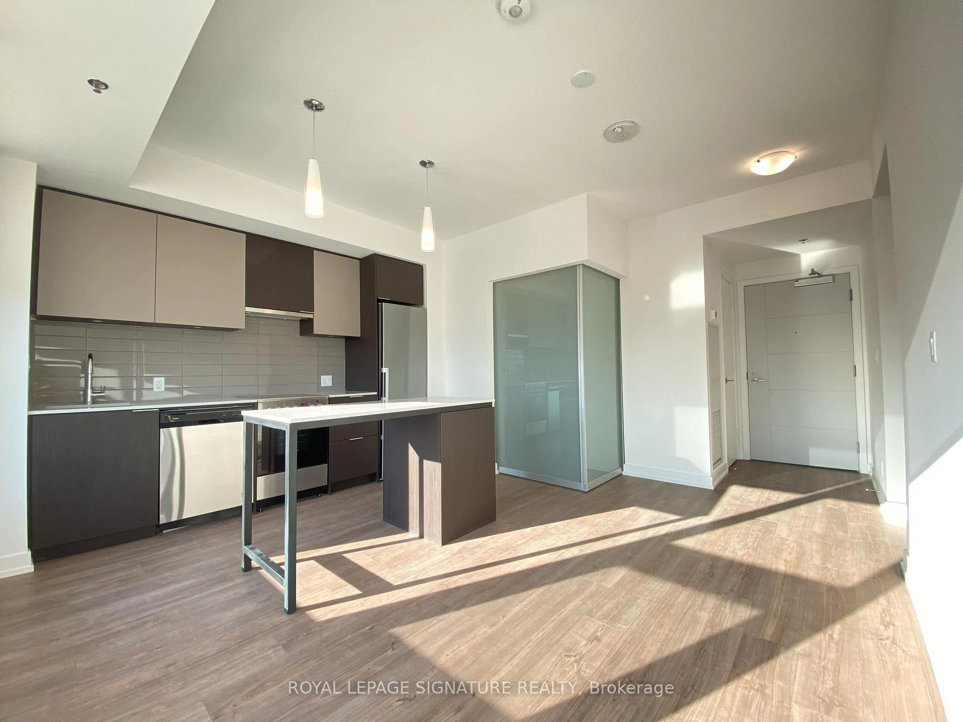 Photo 11 of Unit 903, 203 College Street, Toronto, Kensington-Chinatown — HOMEH