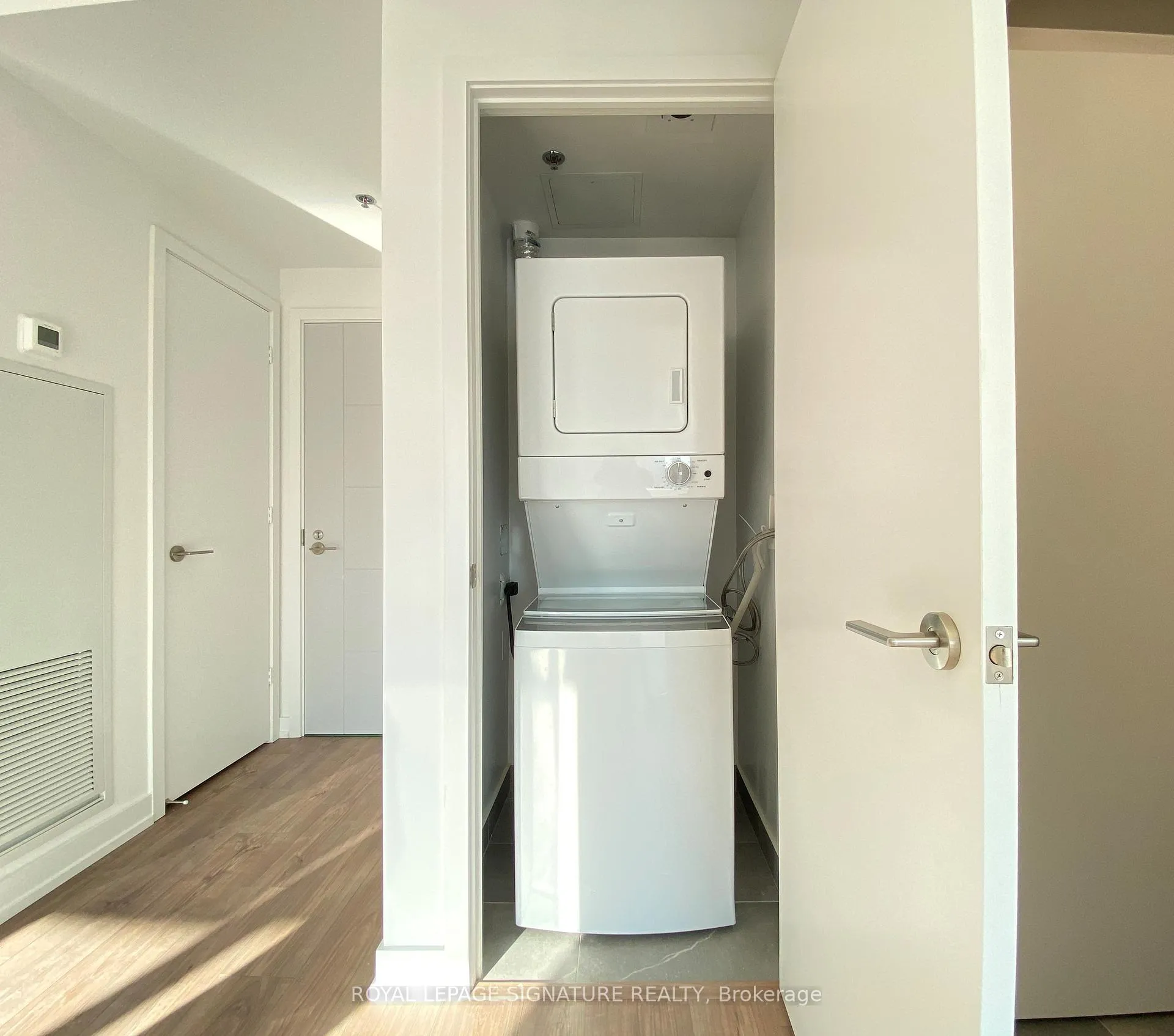 Photo 12 of Unit 903, 203 College Street, Toronto, Kensington-Chinatown — HOMEH