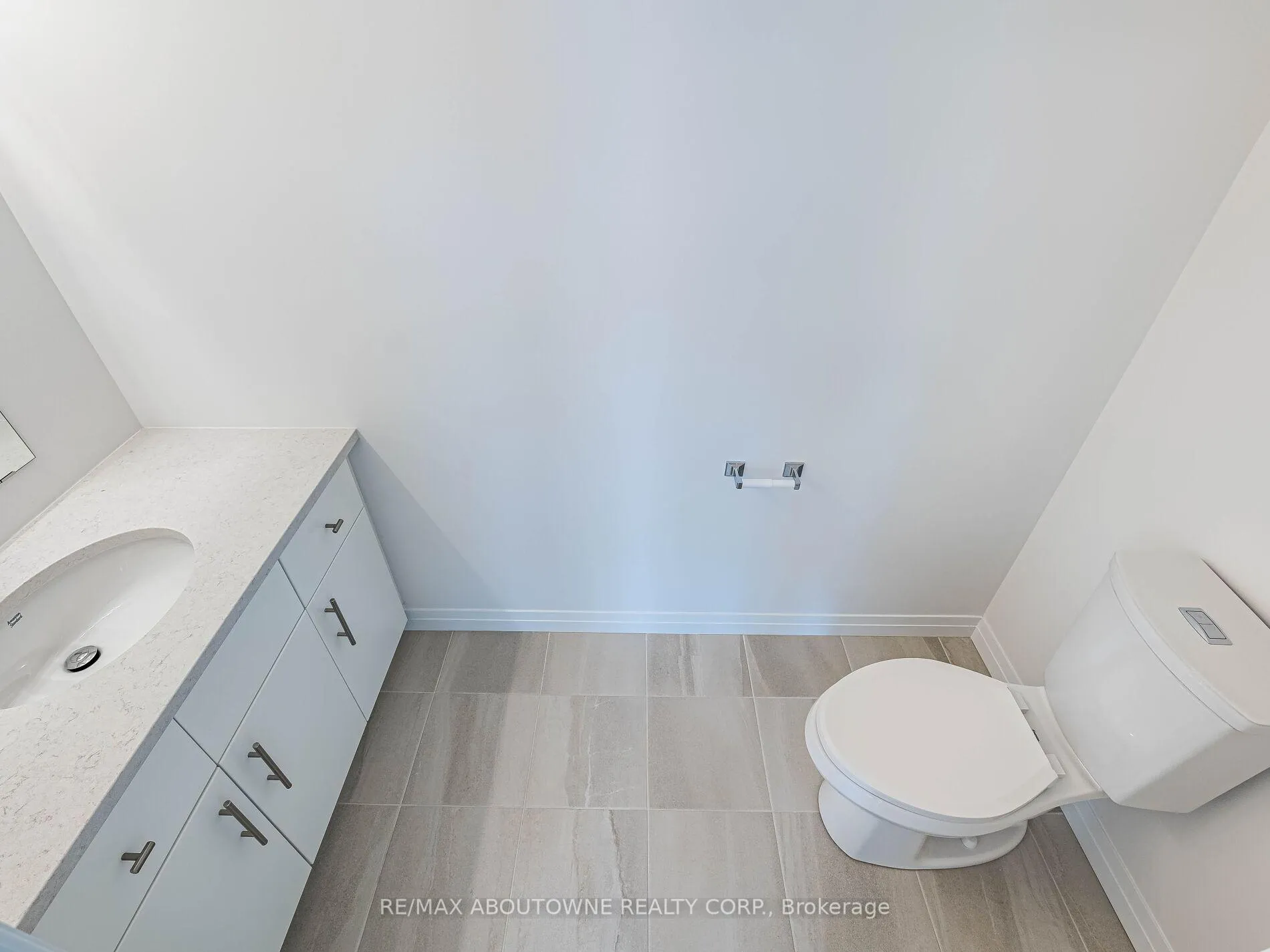 Photo 22 of 69 Thatcher Drive, Guelph, Kortright East — HOMEH