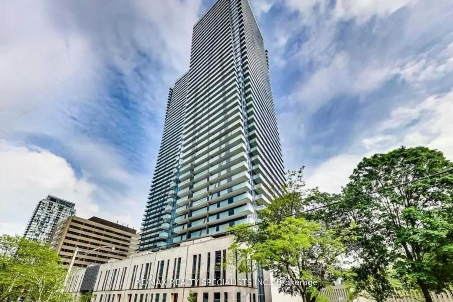 Front of Unit 1403, 65 St. Mary Street