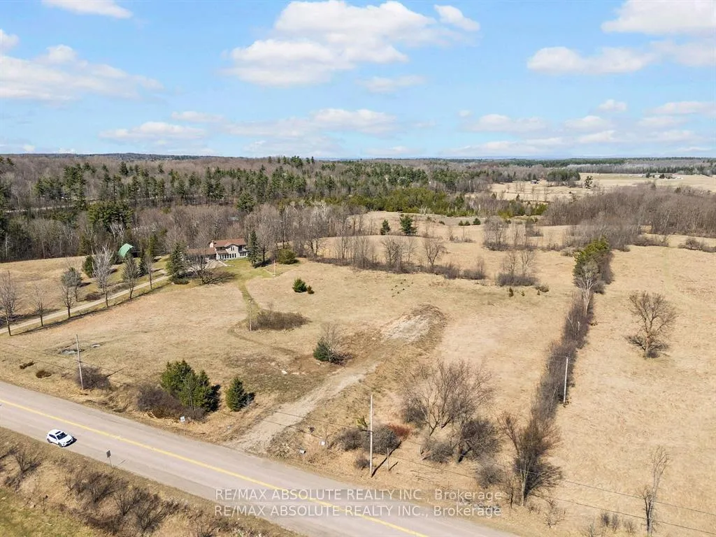 Photo 4 of 01 Burnstown Road, McNab/Braeside, Mcnab/Braeside Twps — HOMEH
