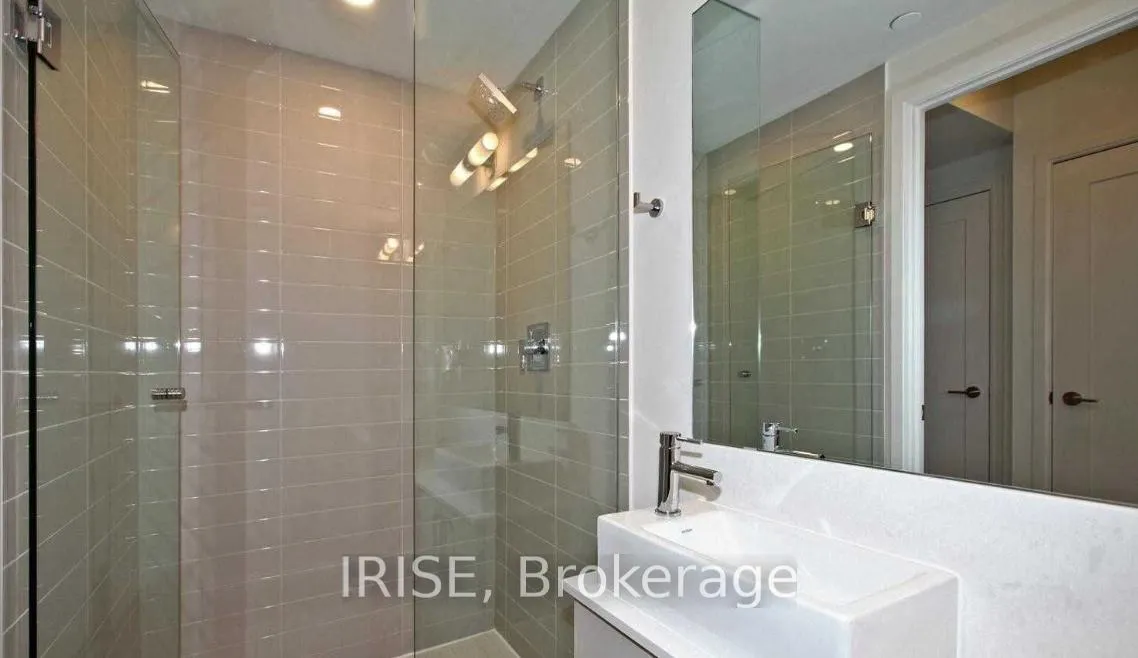 Photo 2 of Unit 601w, 27 Bathurst Street, Toronto, Waterfront Communities — HOMEH