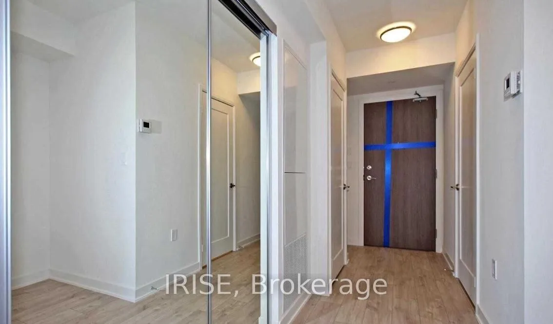 Photo 8 of Unit 601w, 27 Bathurst Street, Toronto, Waterfront Communities — HOMEH