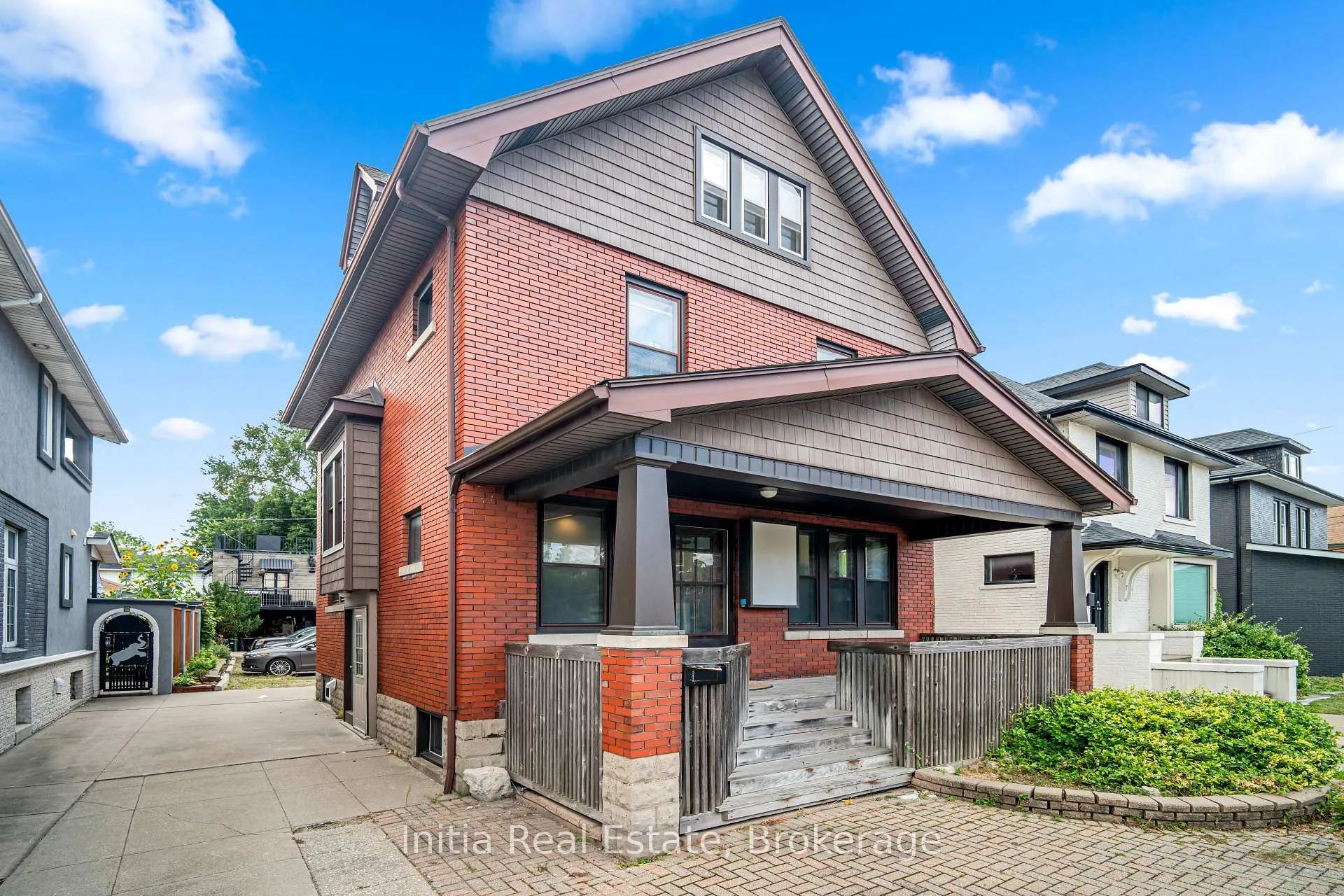 Photo 2 of 79 Giles Boulevard E, Windsor — HOMEH