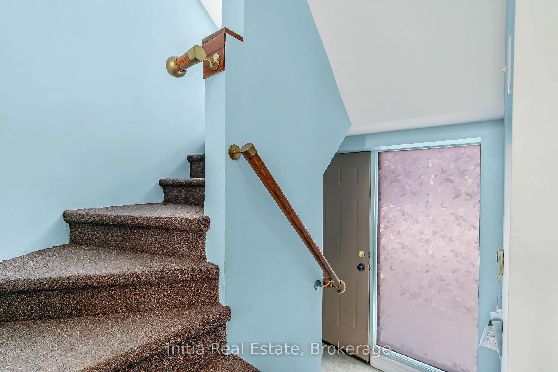 Photo 24 of 79 Giles Boulevard E, Windsor — HOMEH