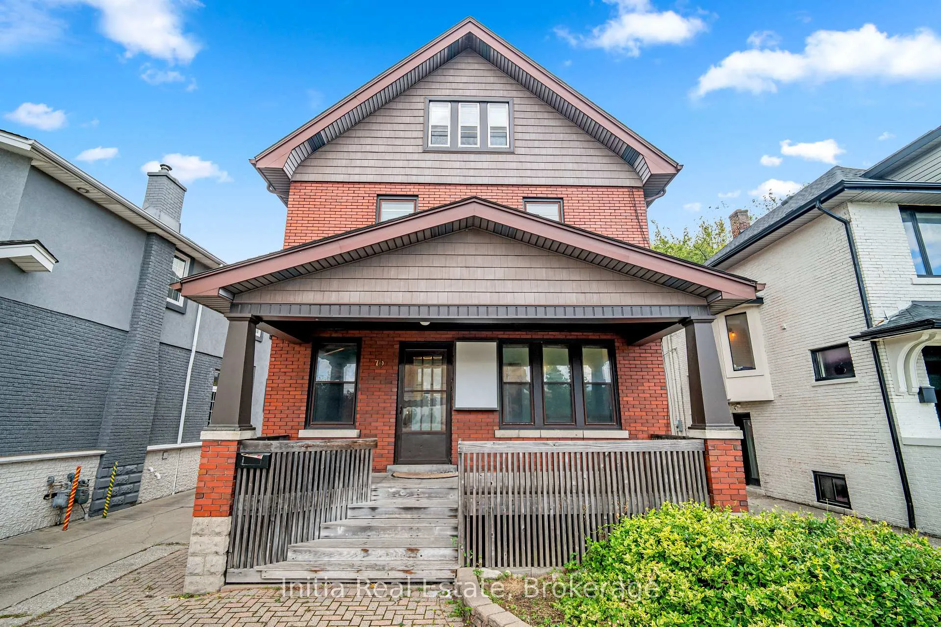 Photo 40 of 79 Giles Boulevard E, Windsor — HOMEH
