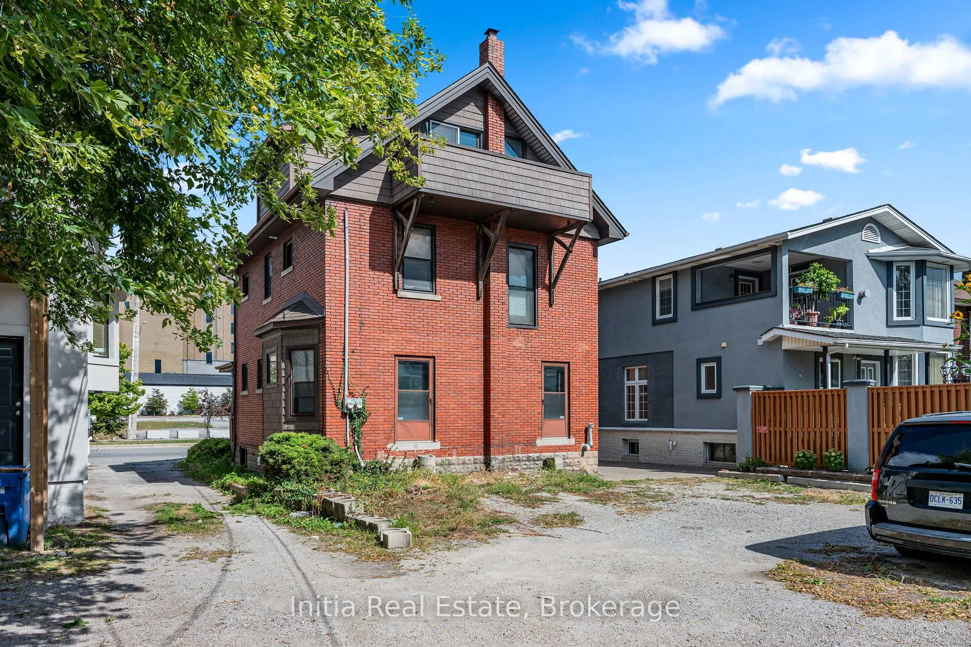 Photo 43 of 79 Giles Boulevard E, Windsor — HOMEH