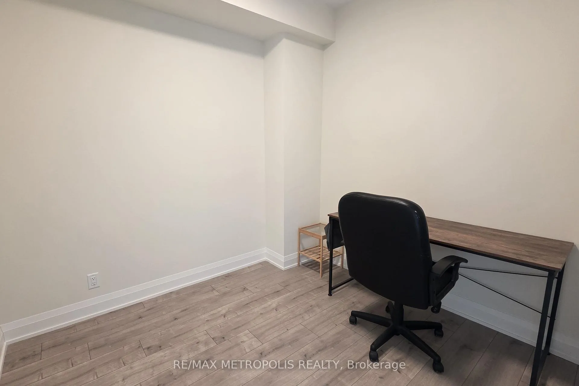 Photo 7 of Unit 3505, 8 Water Walk Drive, Markham, Unionville — HOMEH