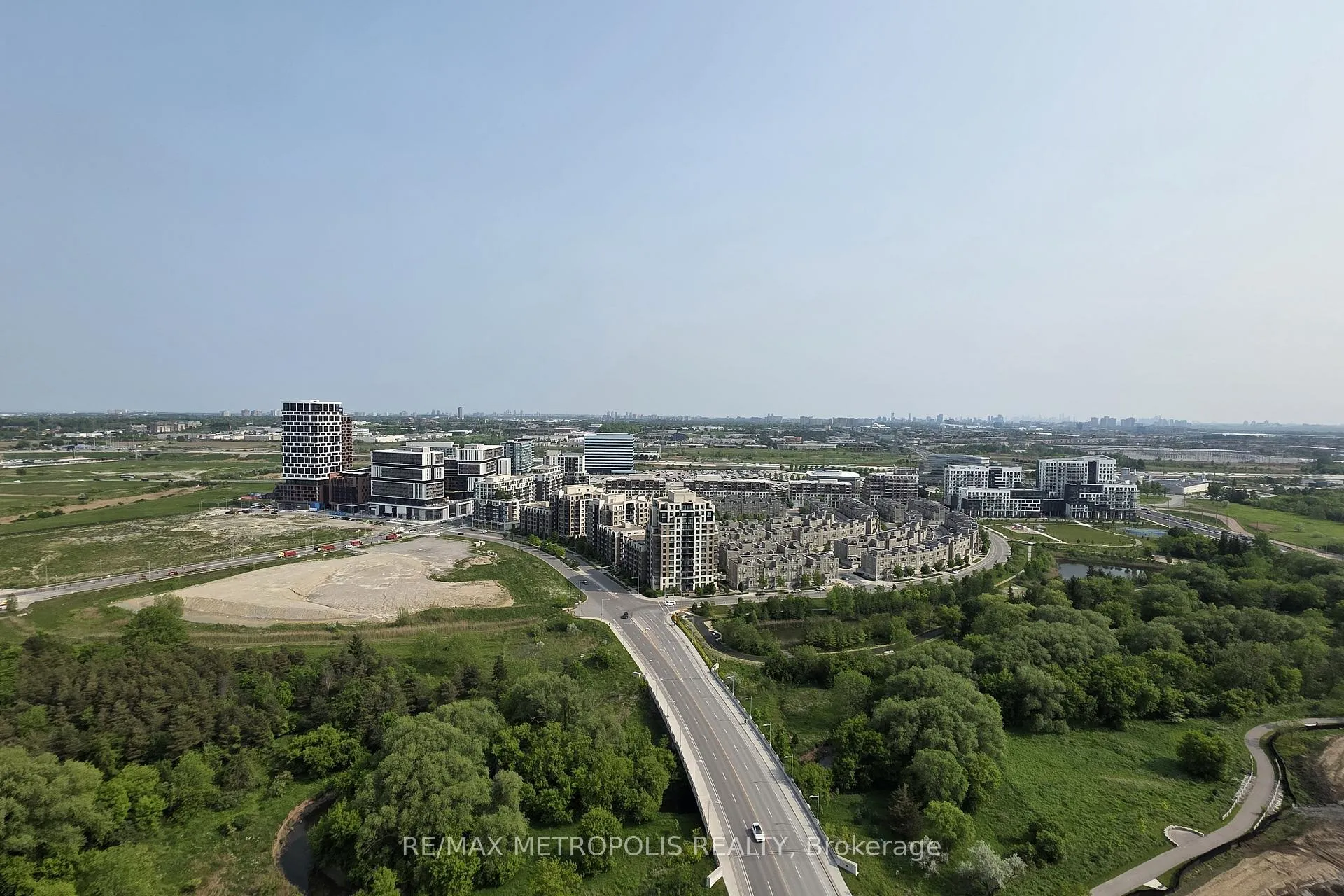 Photo 12 of Unit 3505, 8 Water Walk Drive, Markham, Unionville — HOMEH